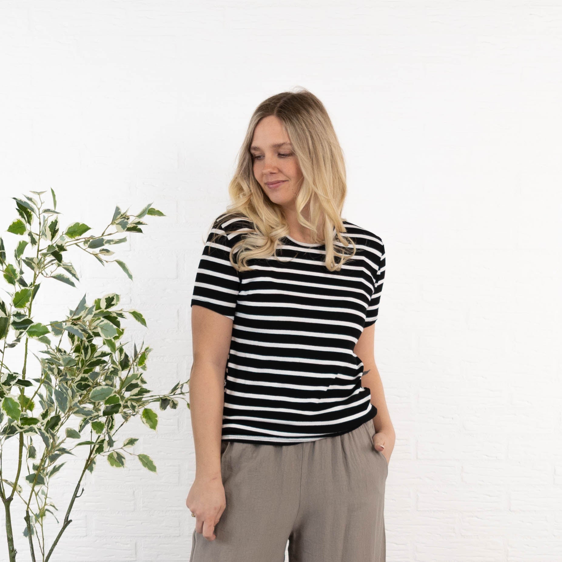 Alina t-shirt, Sort