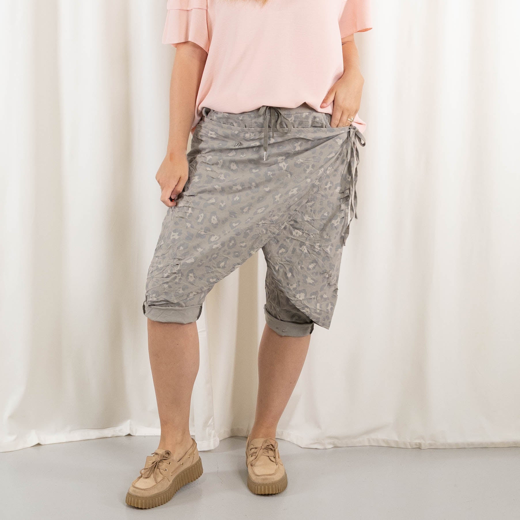 Carolyn shorts, Grå