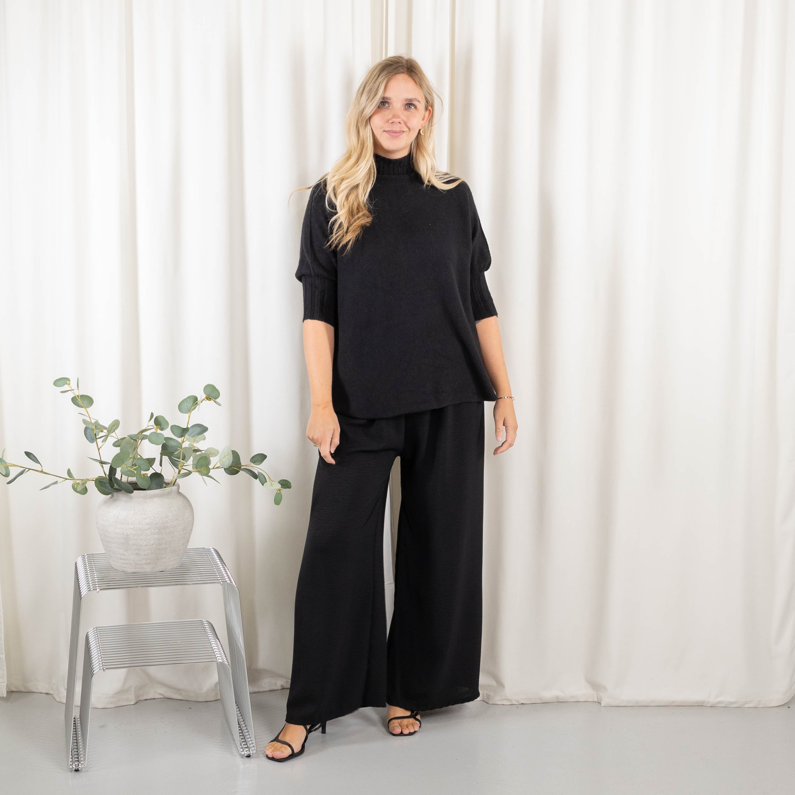 Freja strik, Sort
