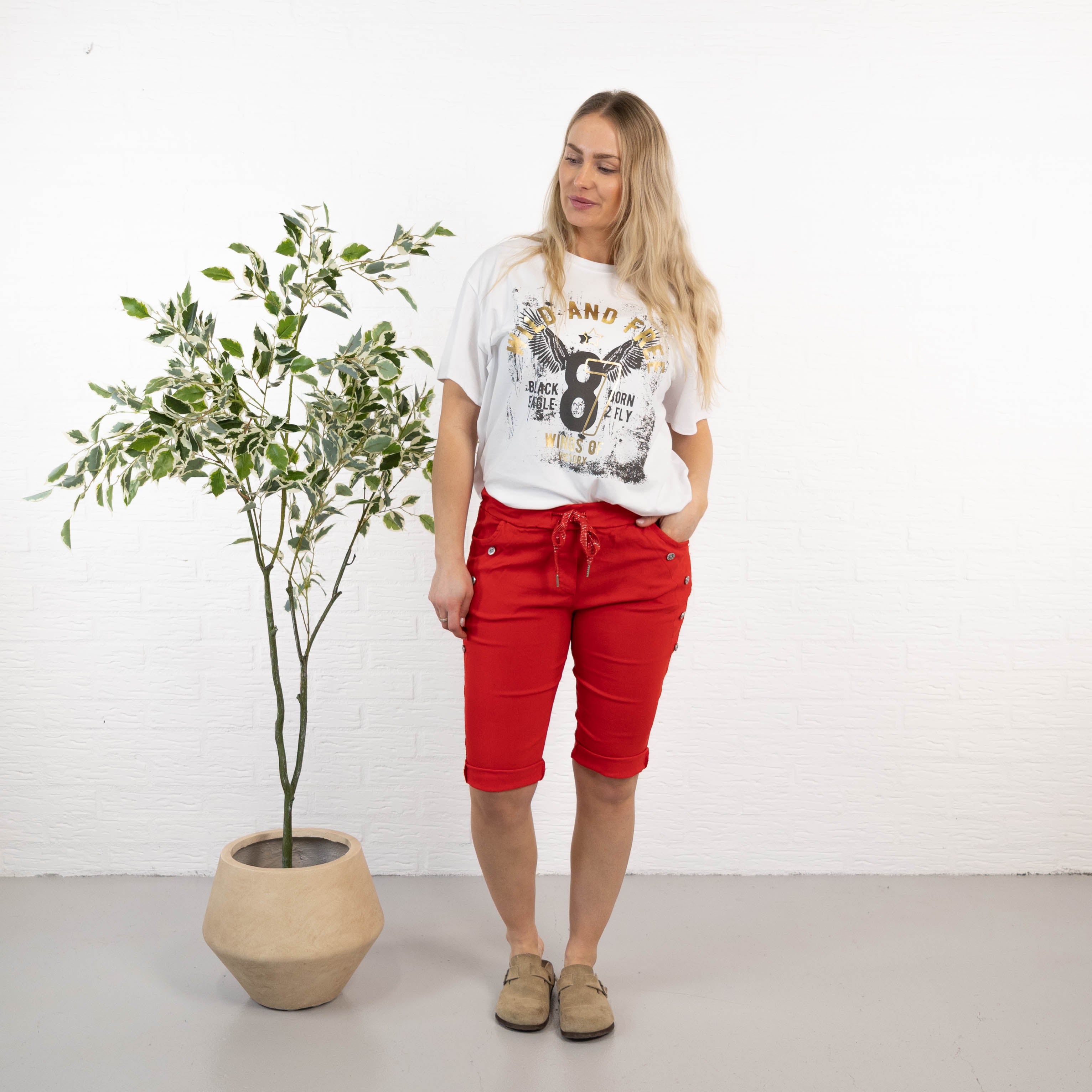 Ada shorts, Rød