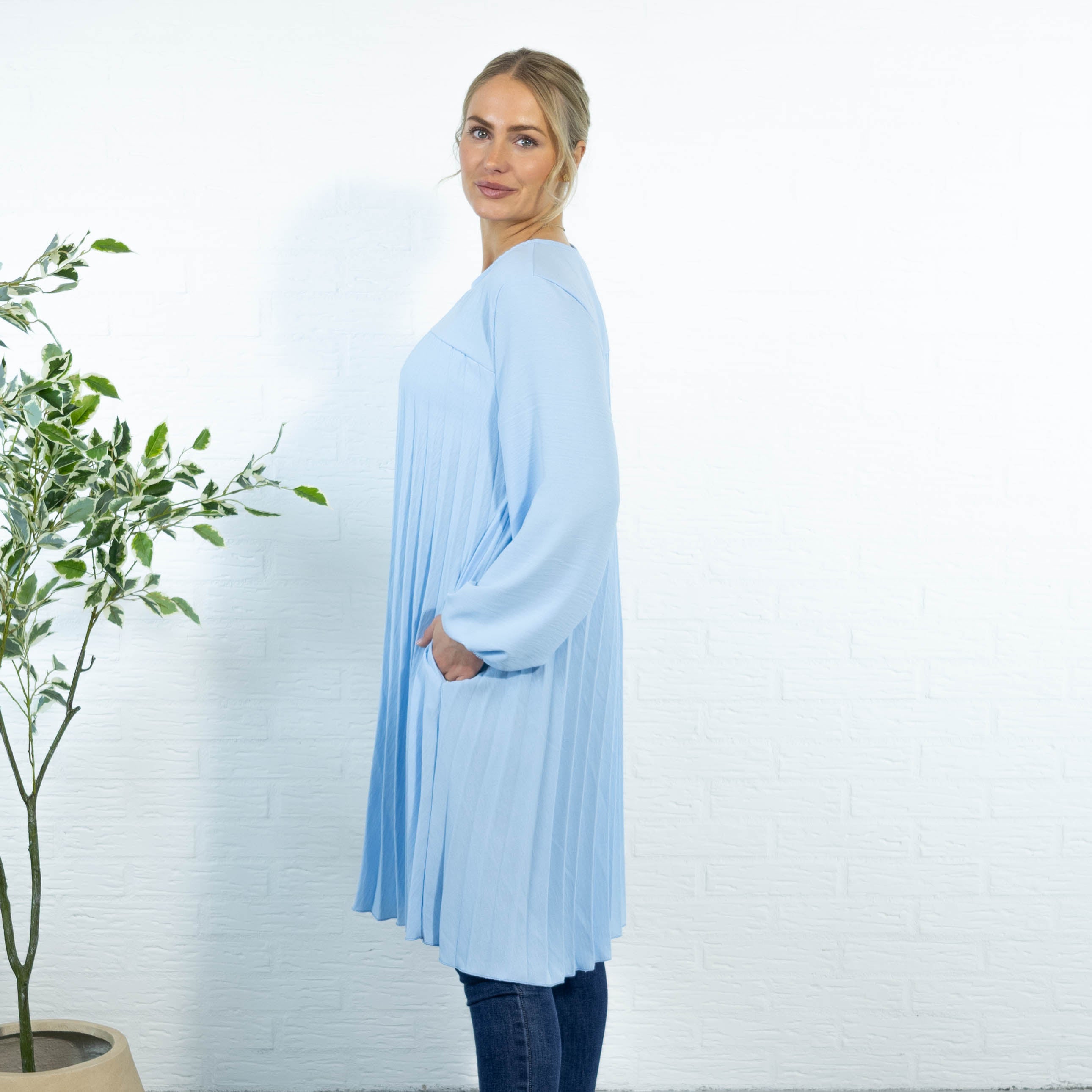 Sille kjole, Lyseblå