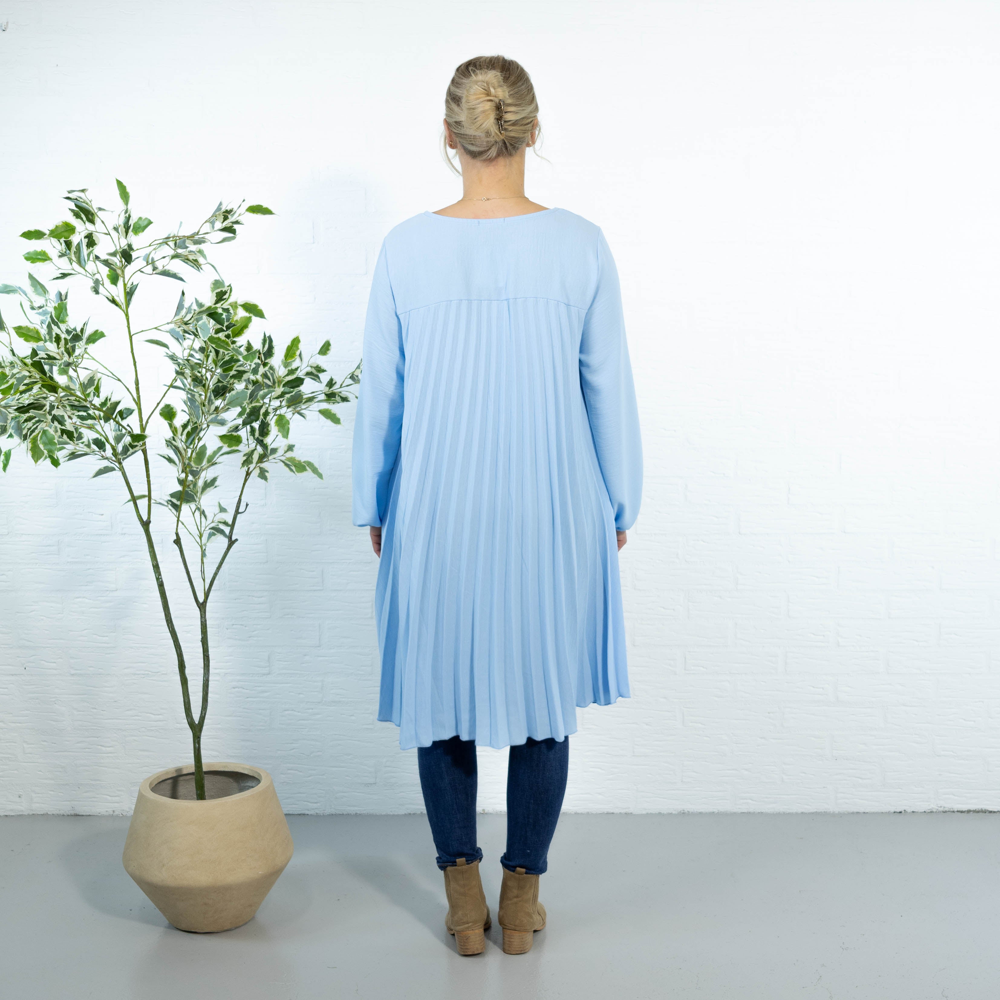 Sille kjole, Lyseblå