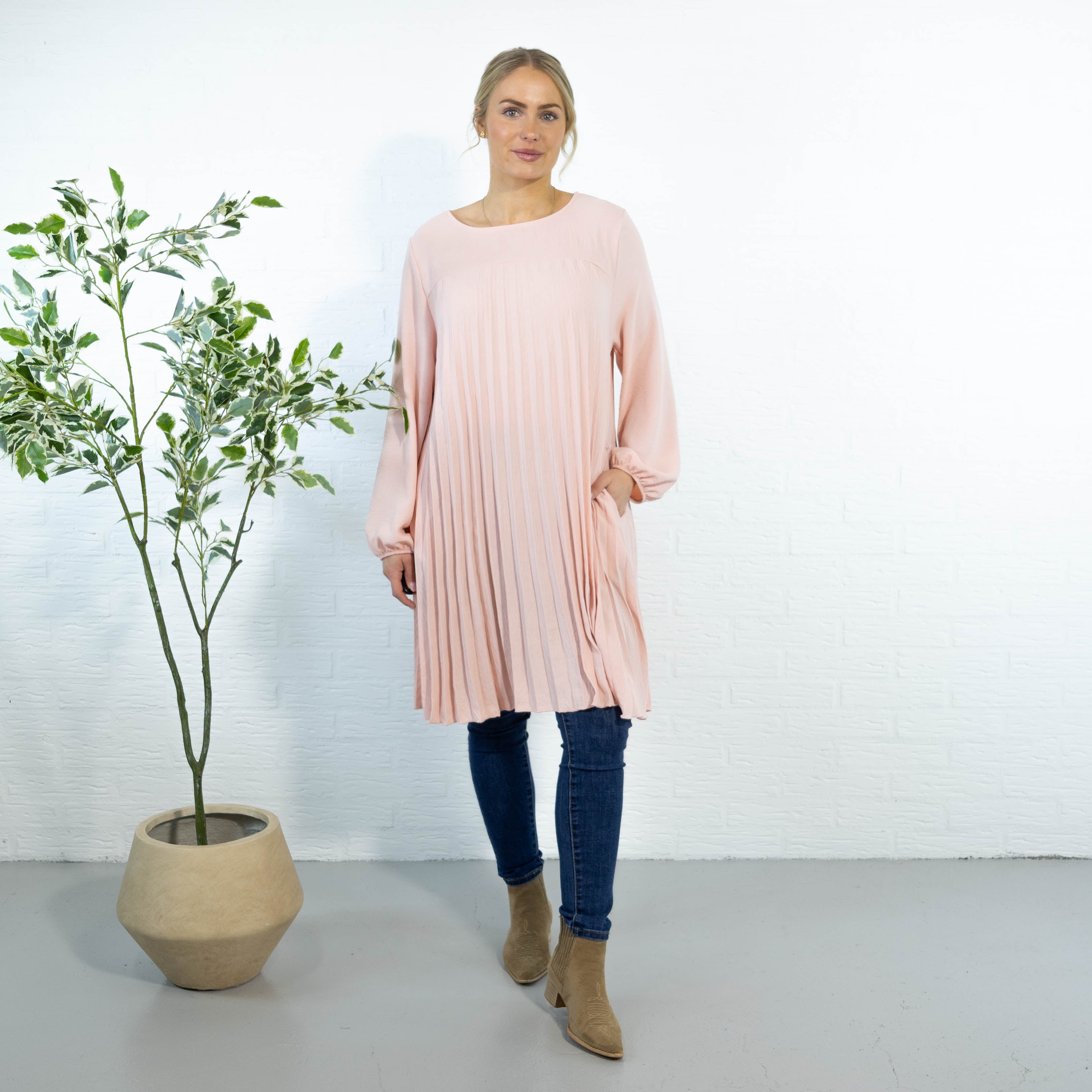 Sille kjole, Lyserød