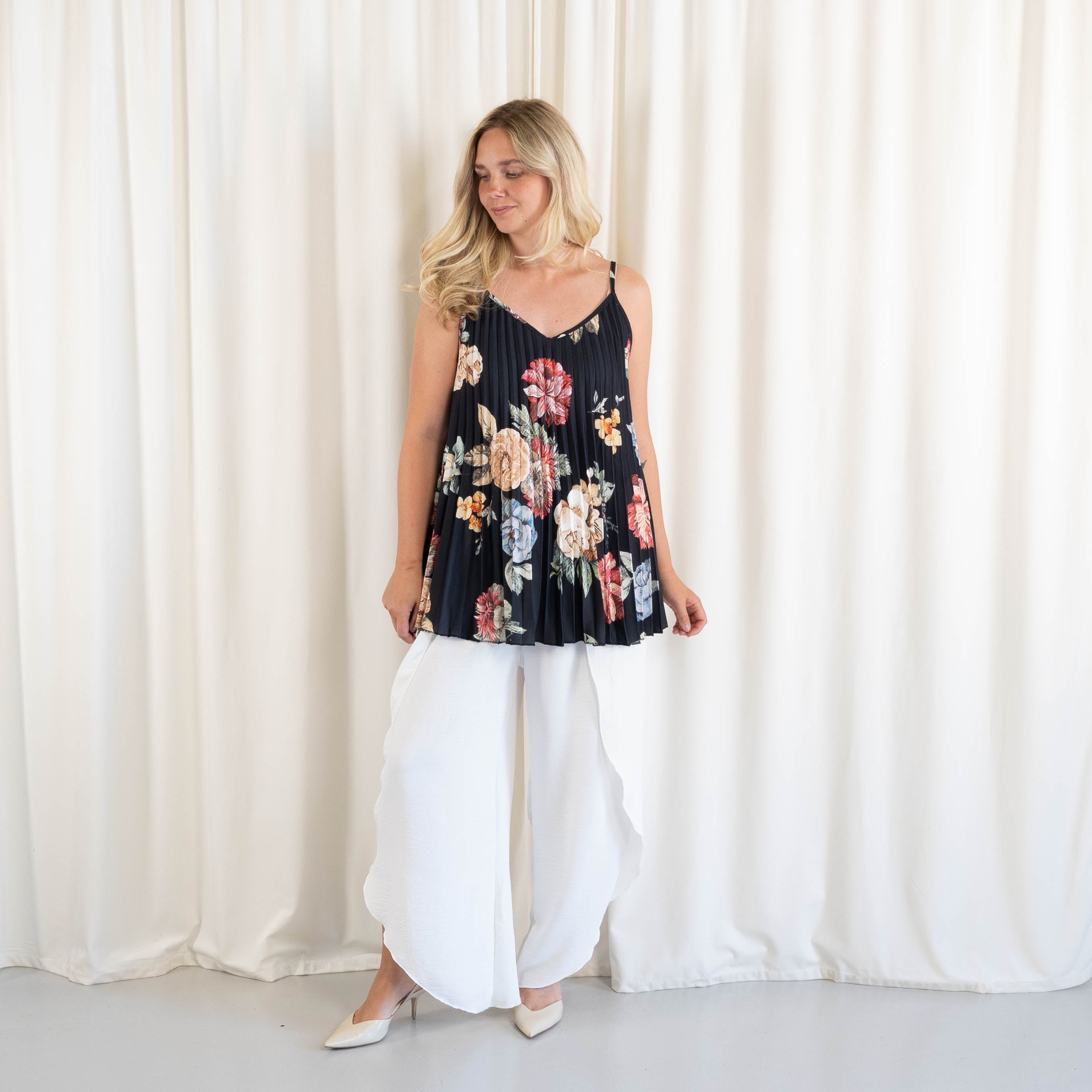 Monroe top, Sort
