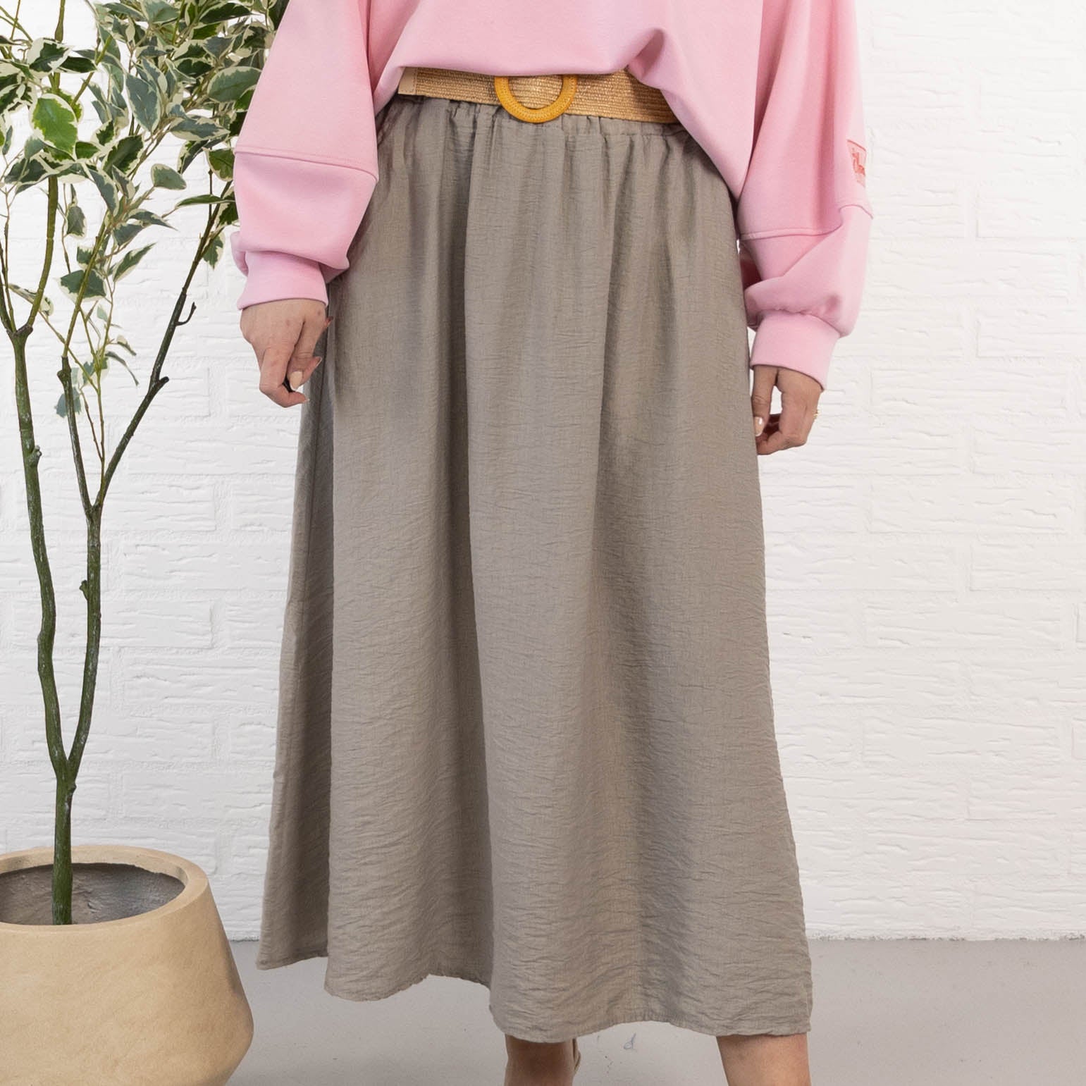 Michelle nederdel, Taupe