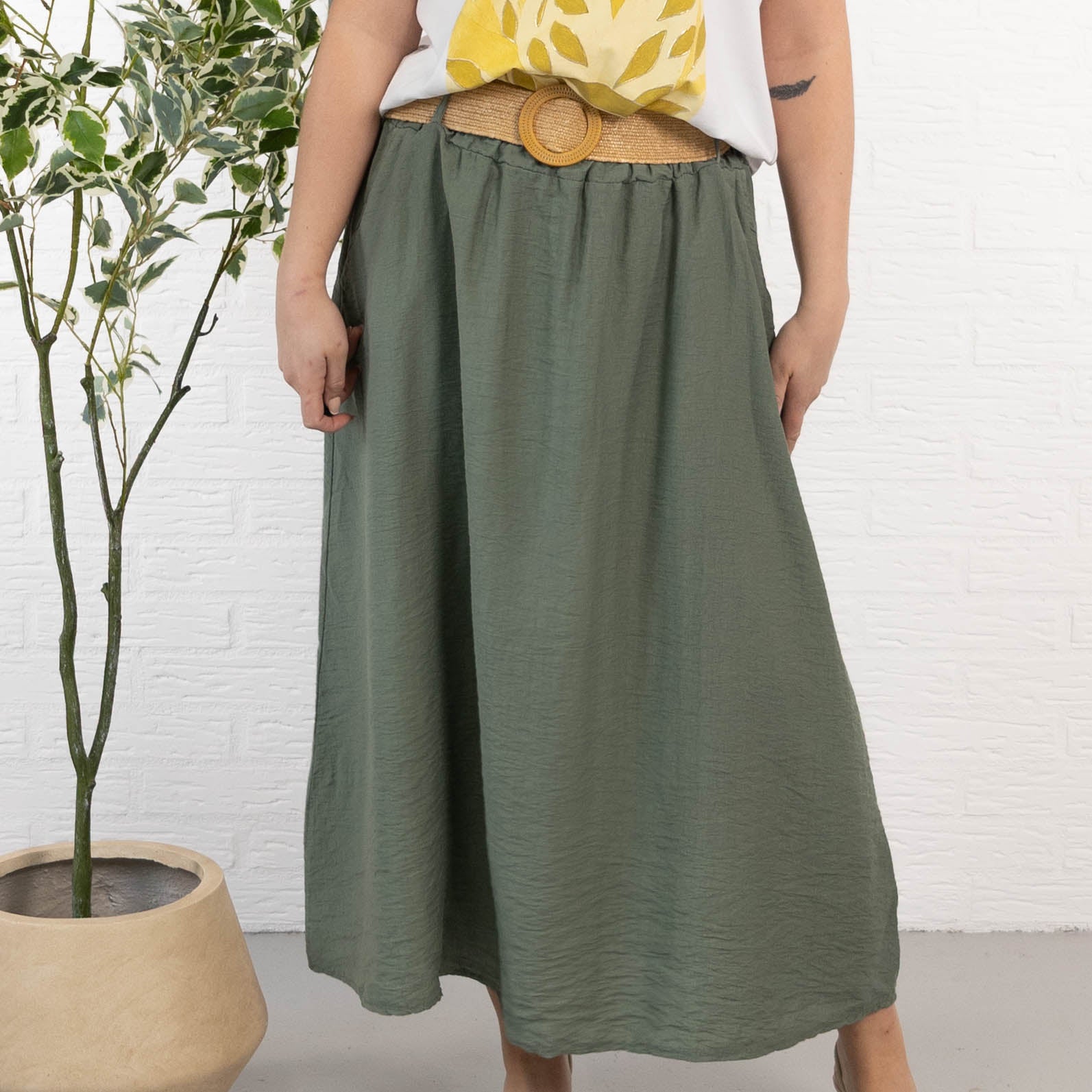 Michelle nederdel, Khaki