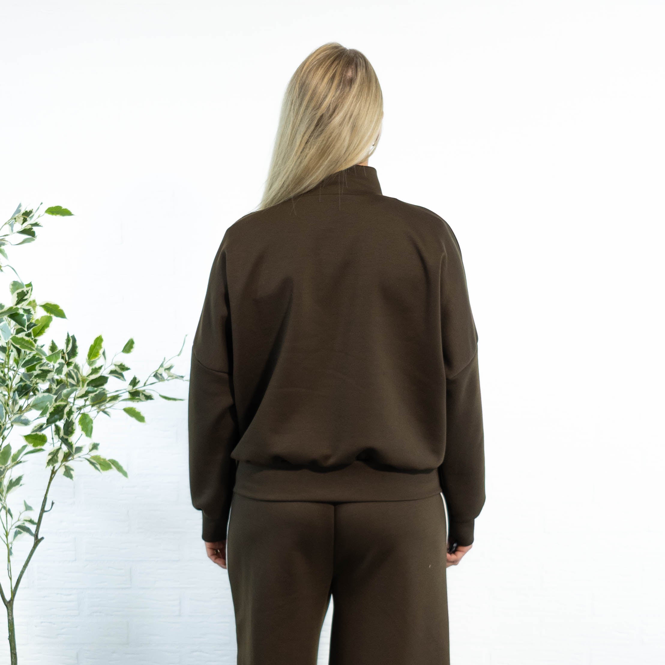 Ama sweatshirt, Choko