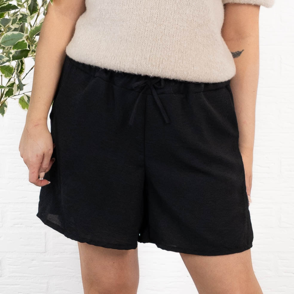 Carrie shorts, Sort