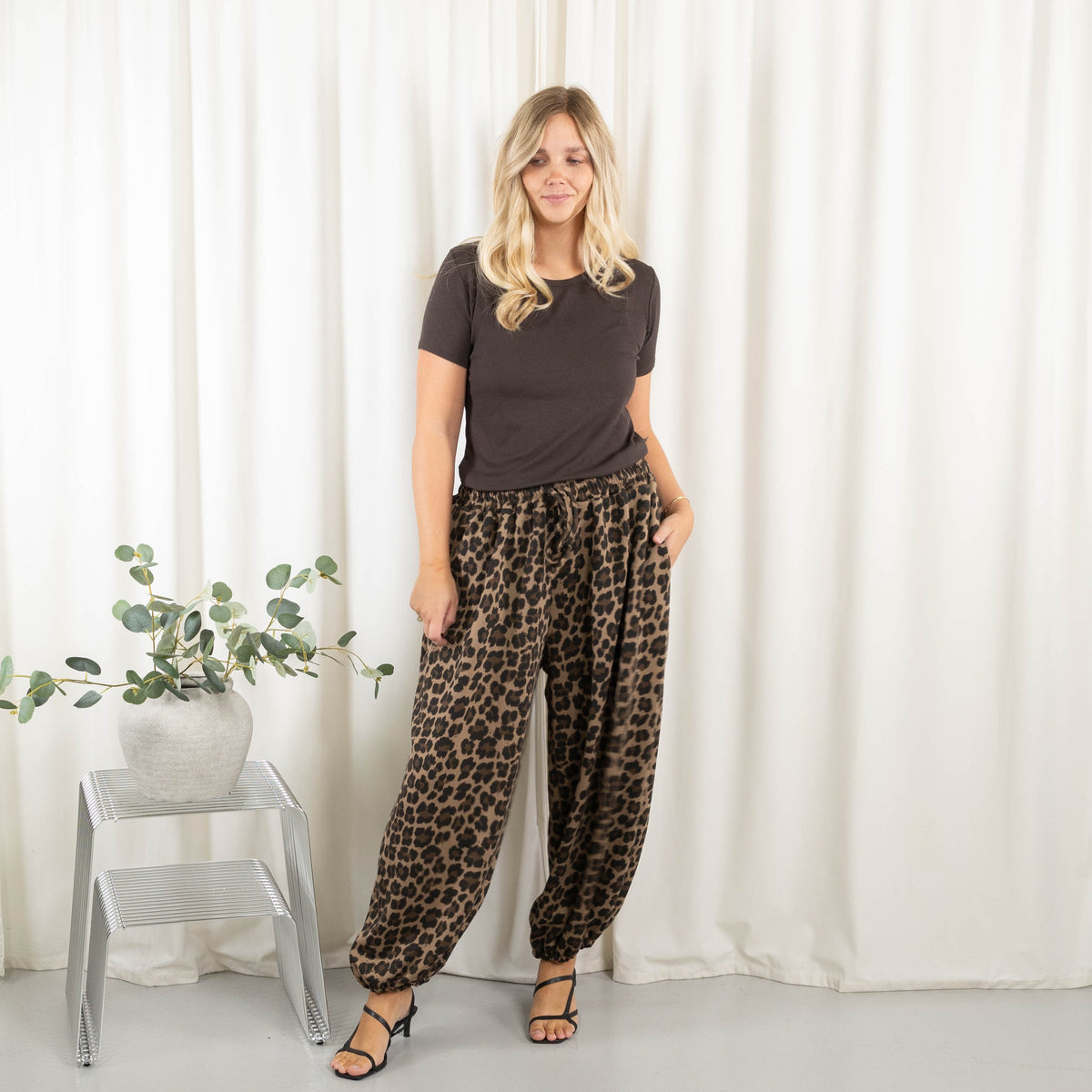 Sophia sweatpants, Taupe