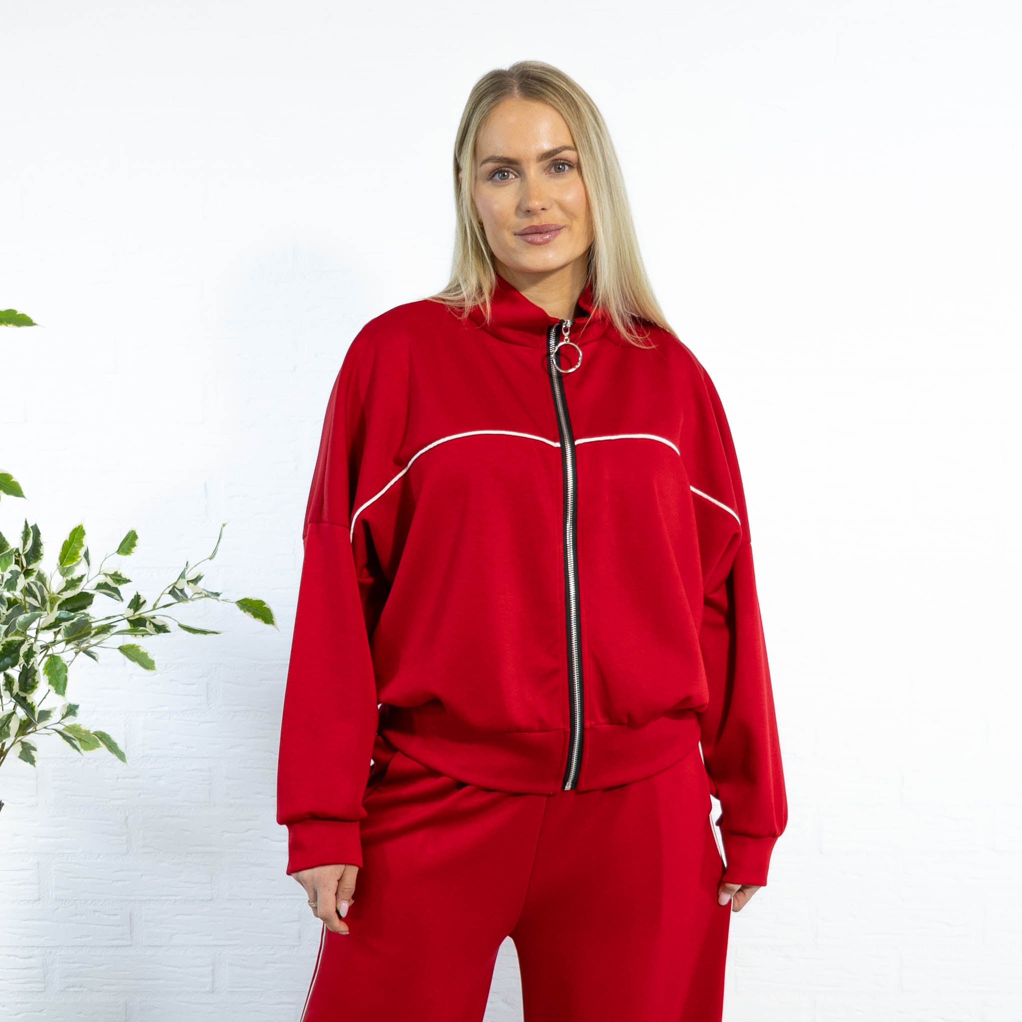 Ama sweatshirt, Rød