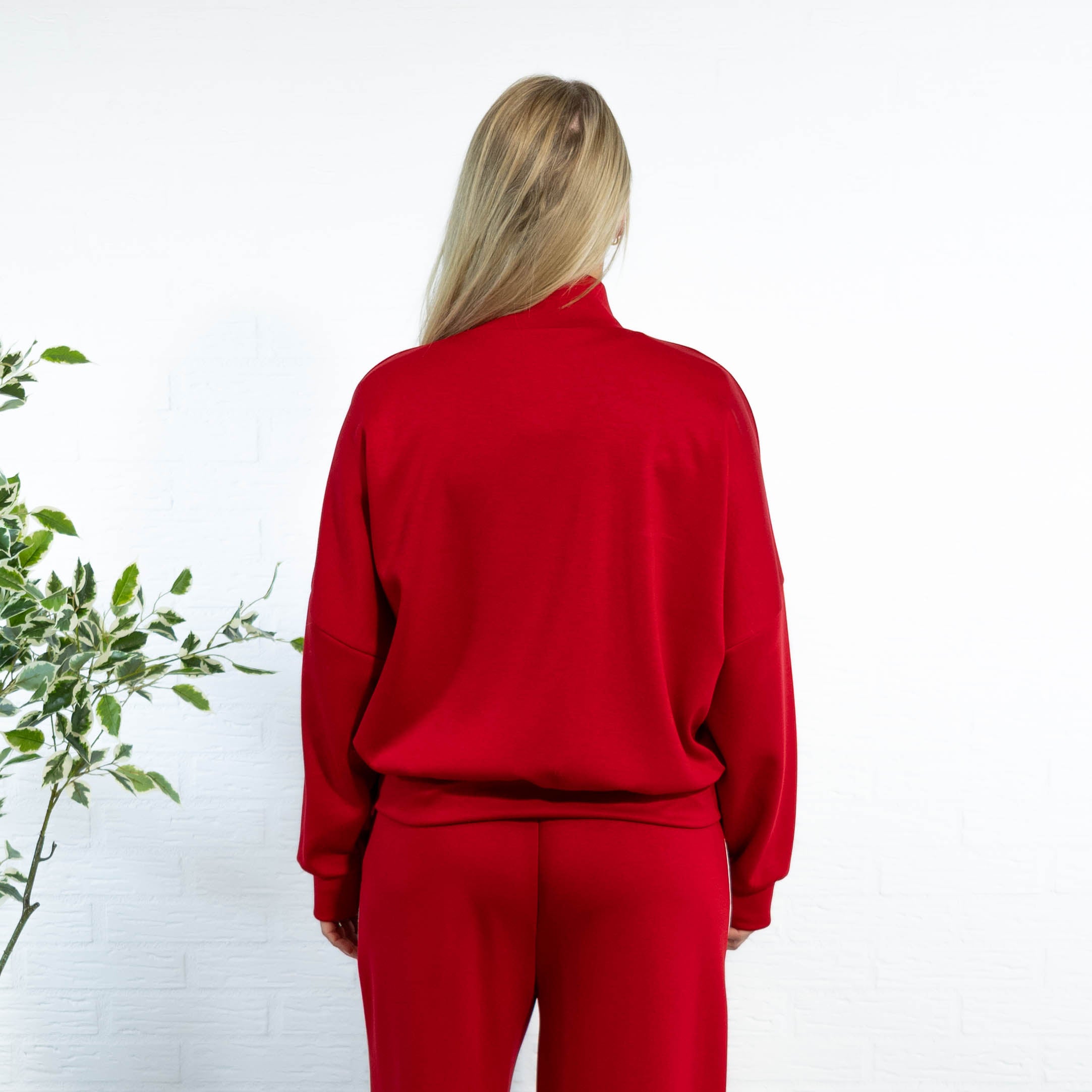 Ama sweatshirt, Rød