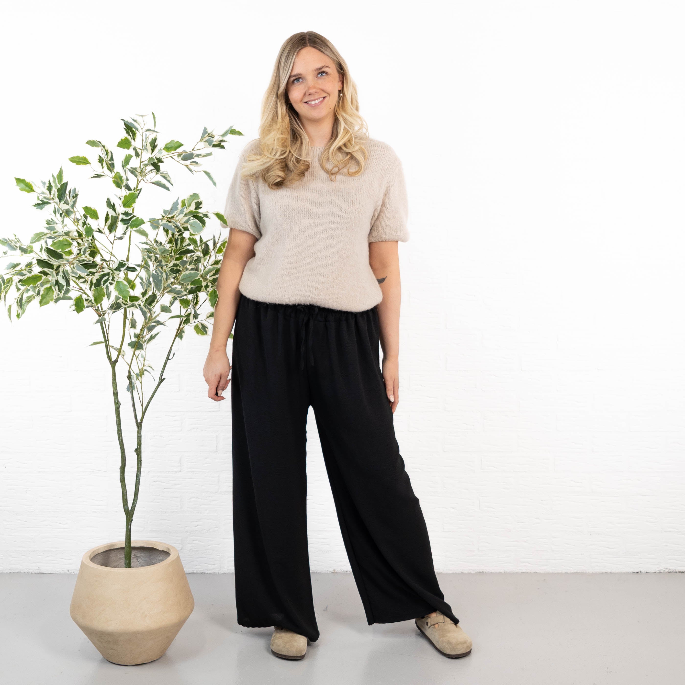 Carla bukser, Sort
