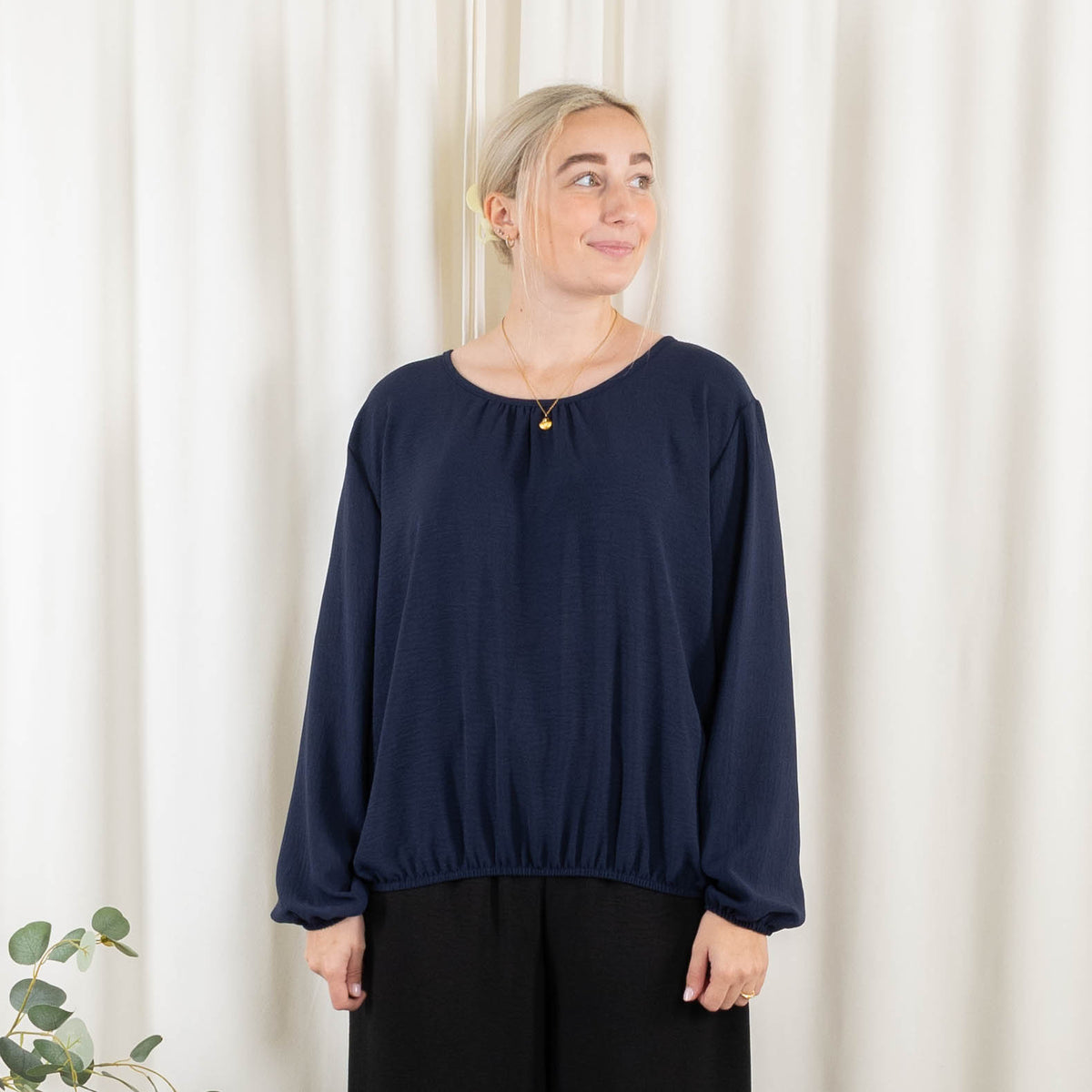 Katrin overdel, Navy