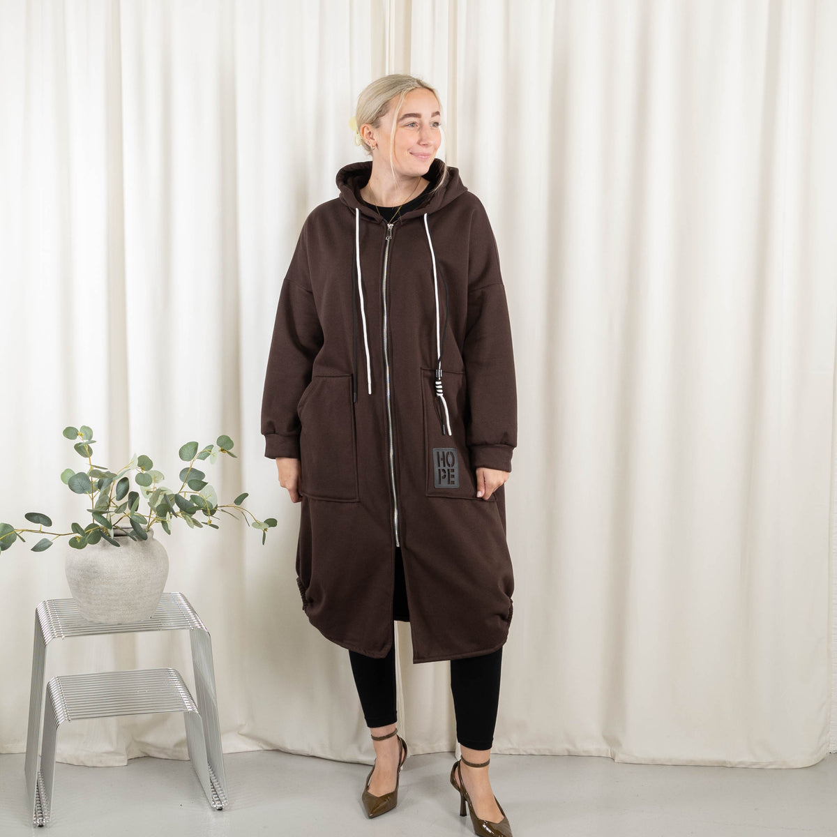 Hope sweatshirt, Choko