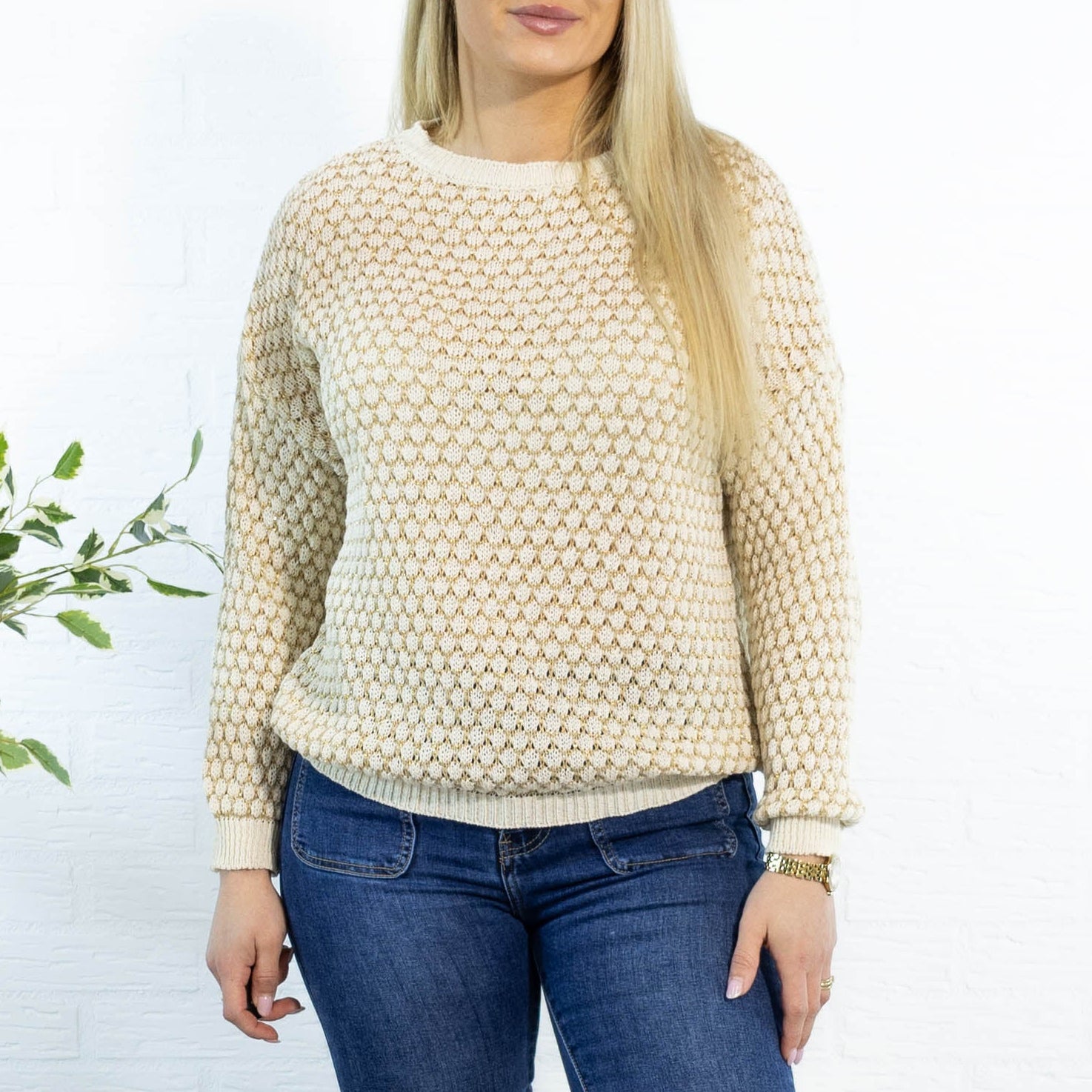 Beta strik, Beige