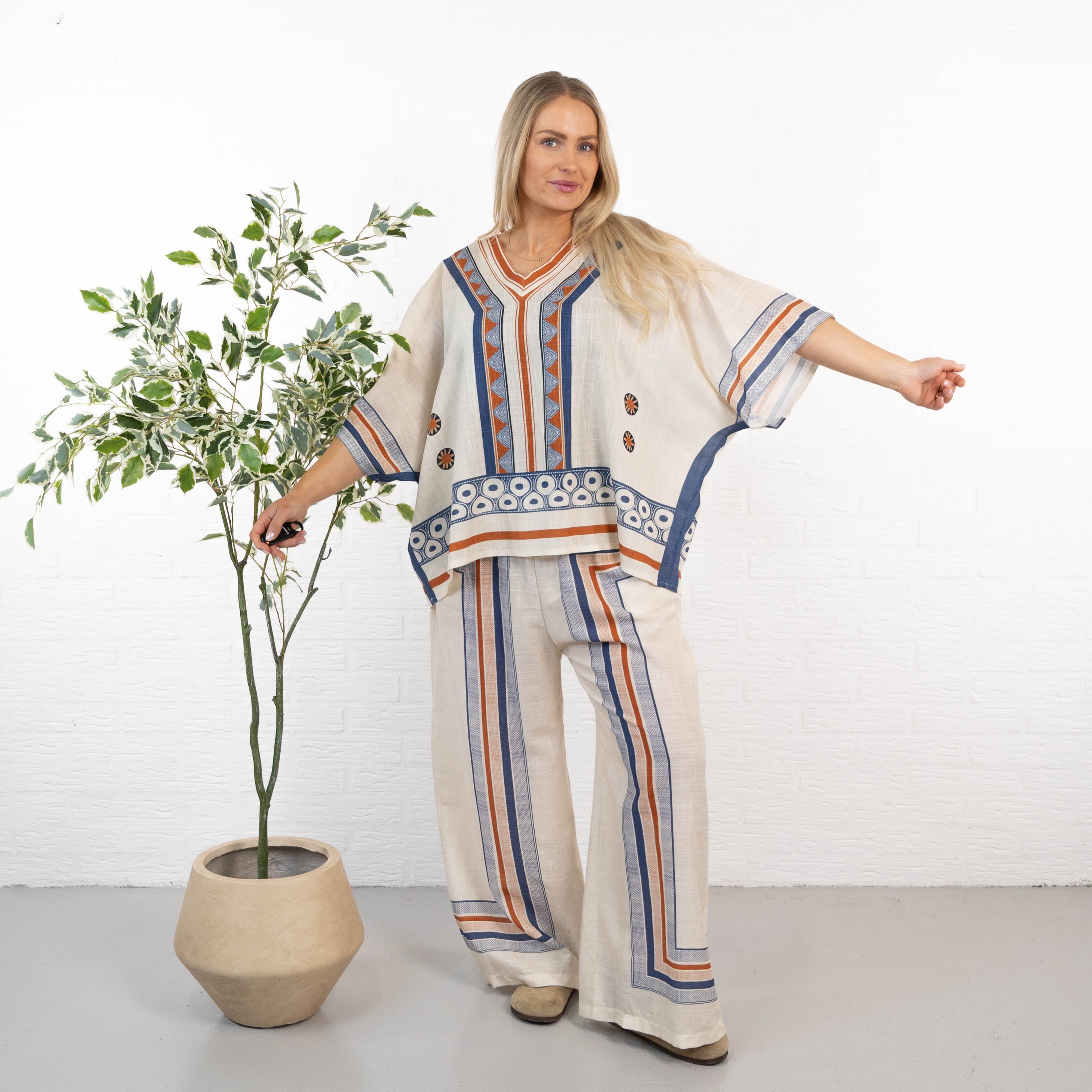 Adela overdel, Beige