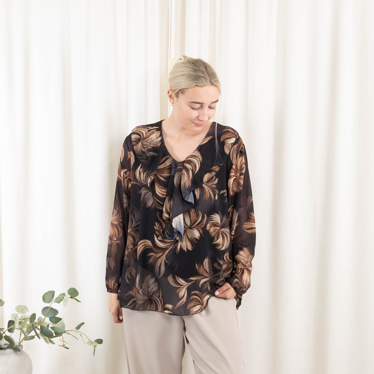 Kimmi overdel, Sort