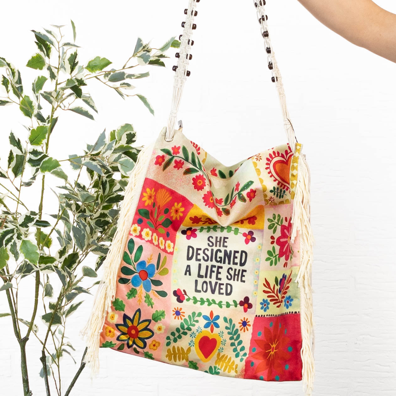 Love is alive taske, She designed