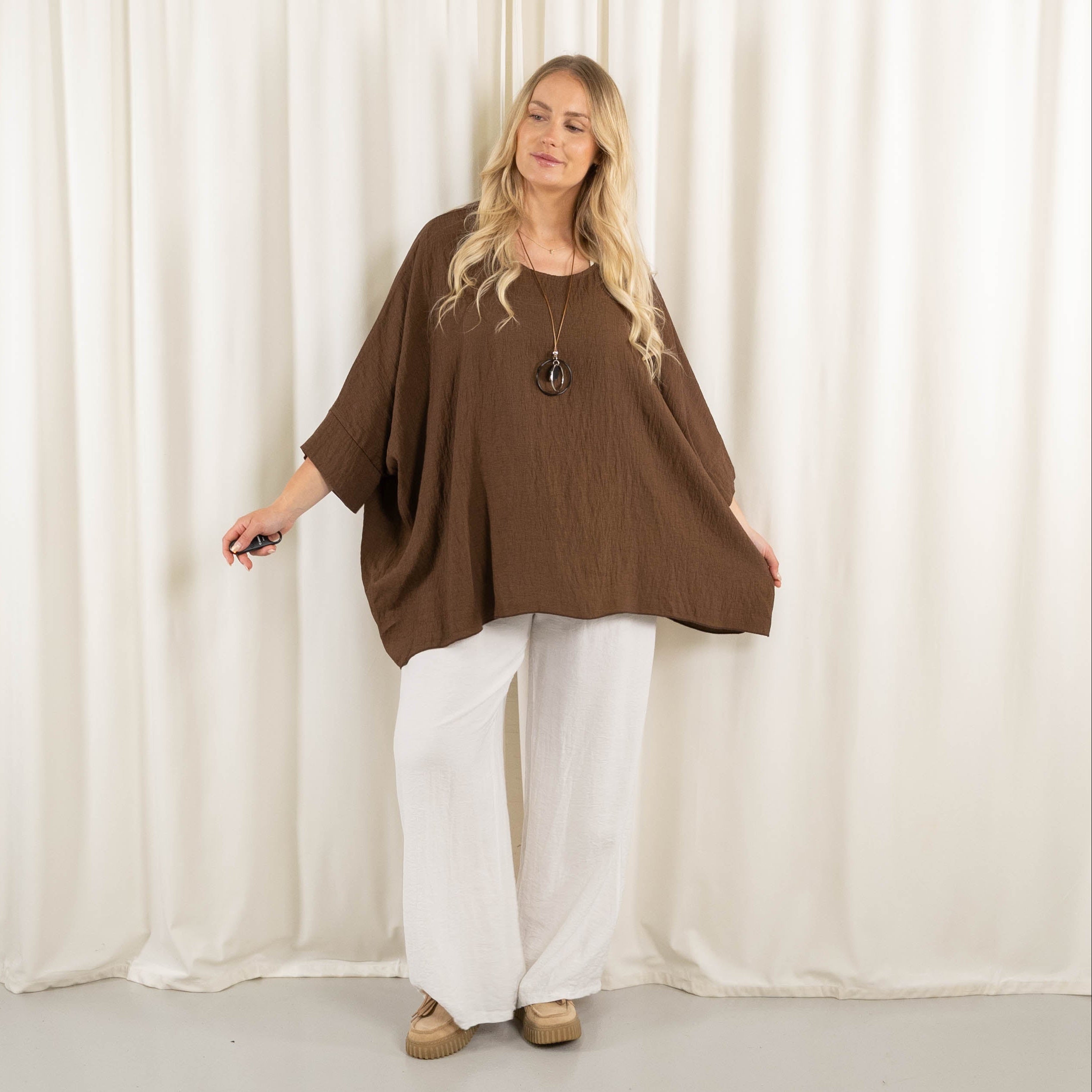 Whimsy Poncho, Choko