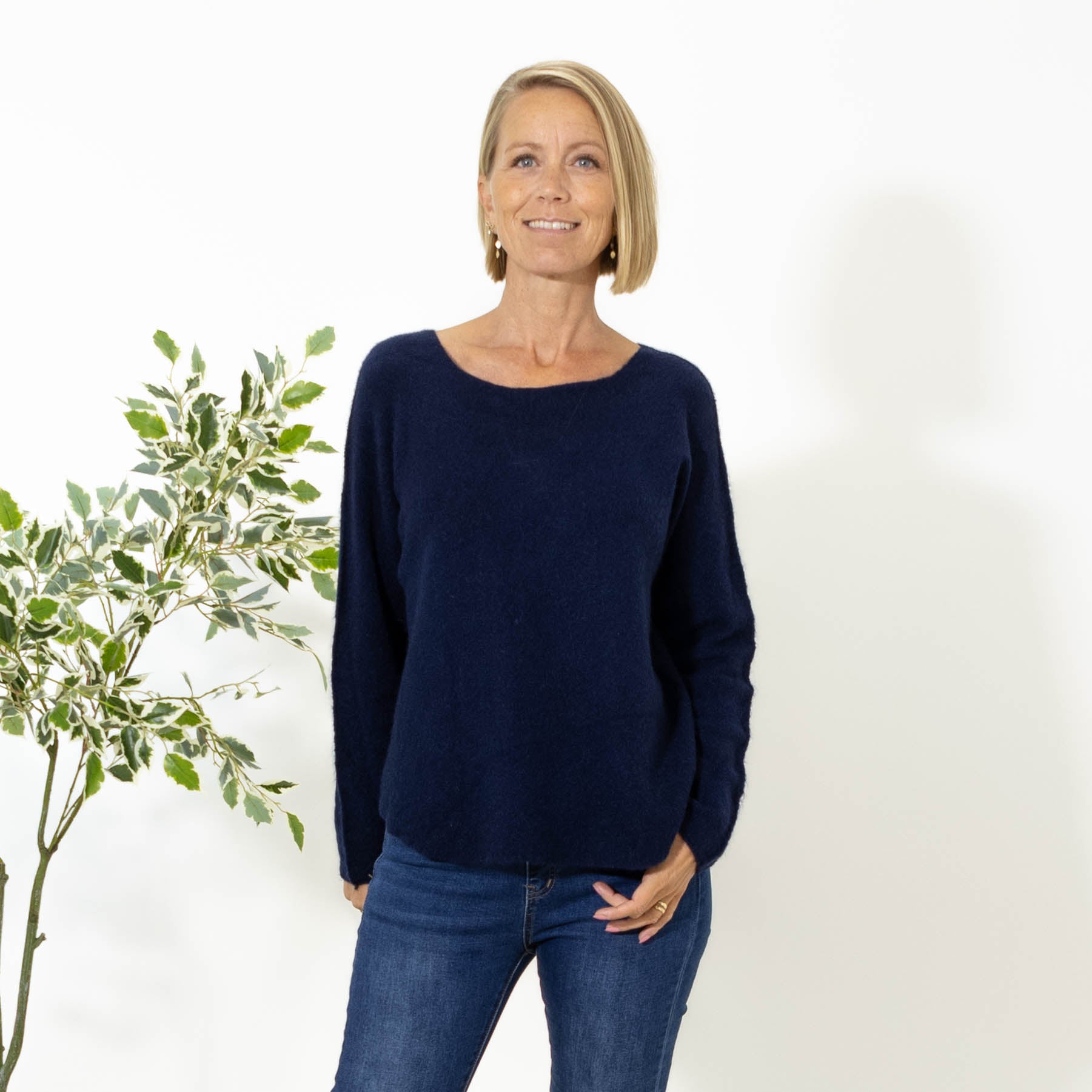 Anastacia strik, Navy