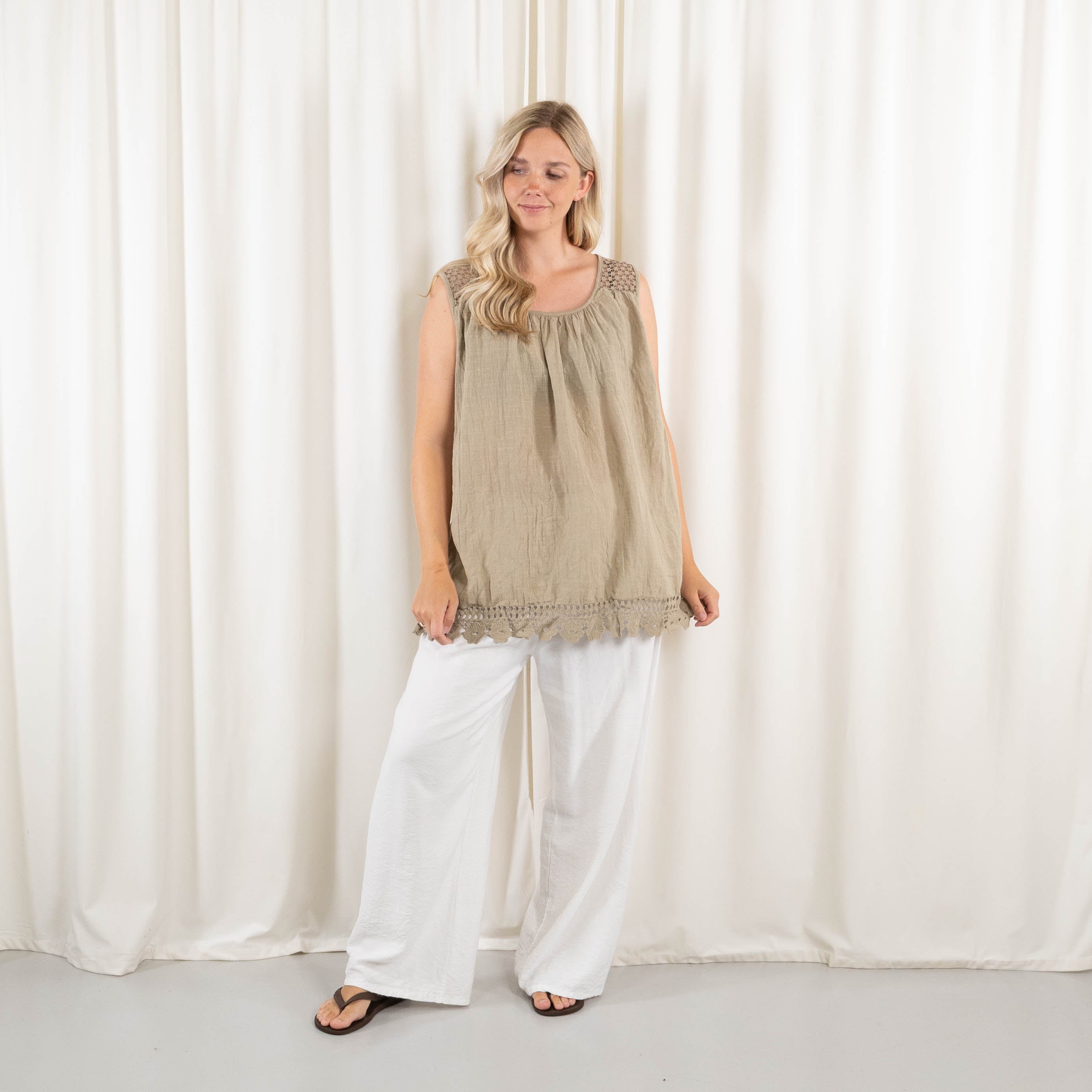 Opal top, Taupe
