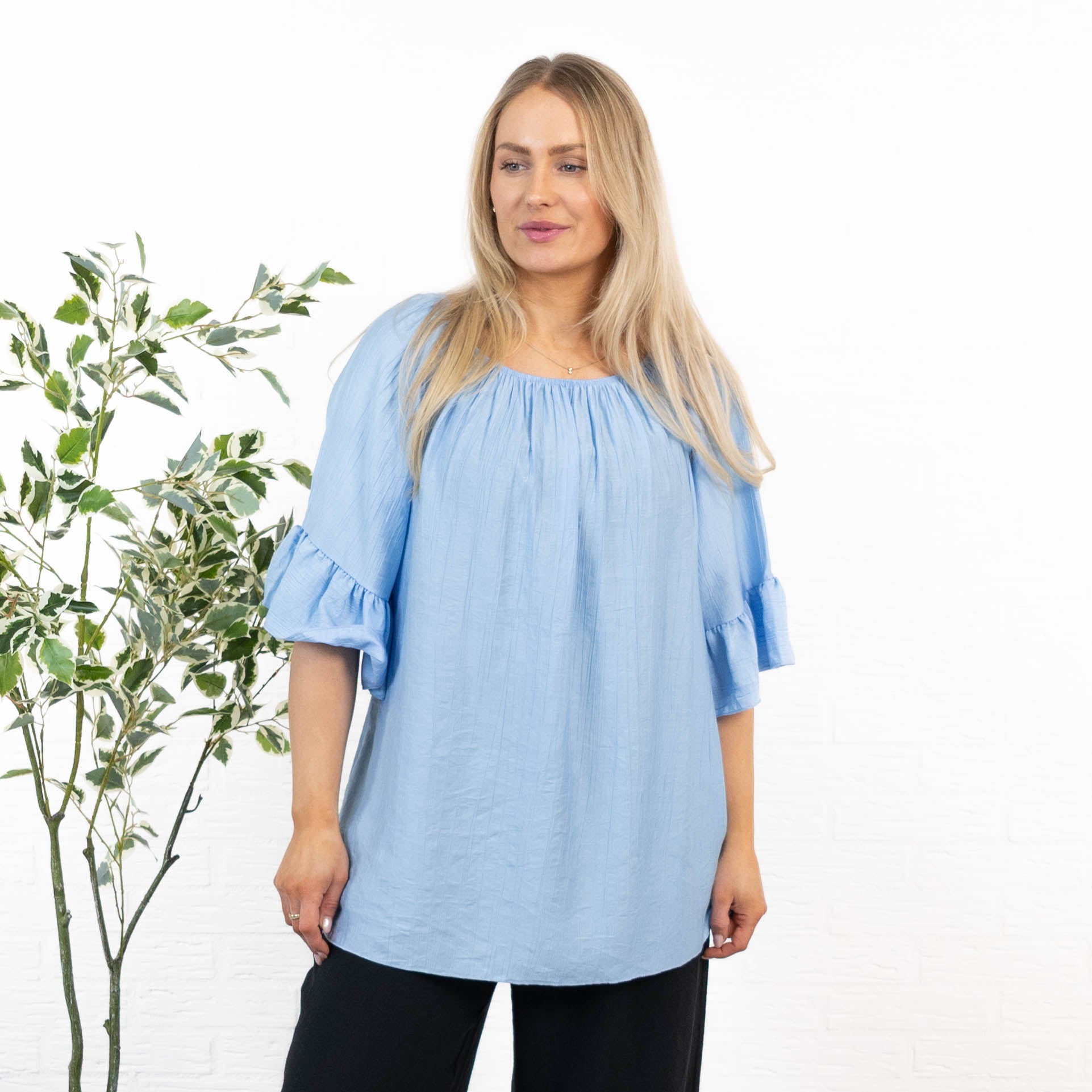 Maggie overdel, Lyseblå