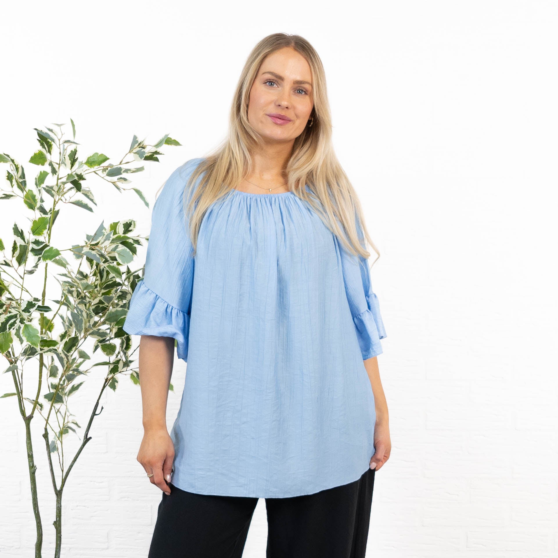 Maggie overdel, Lyseblå