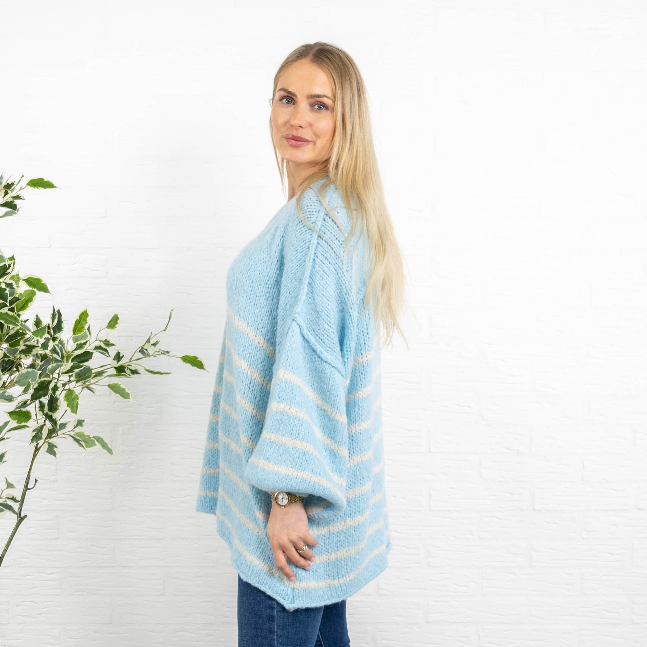 Isabella strik, Lyseblå