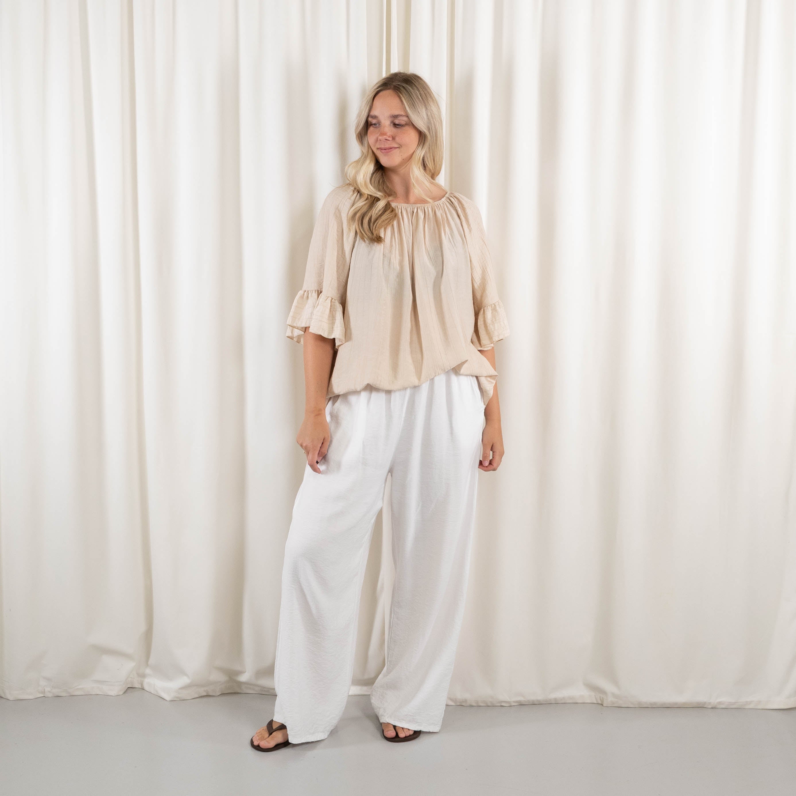 Maggie overdel, Beige