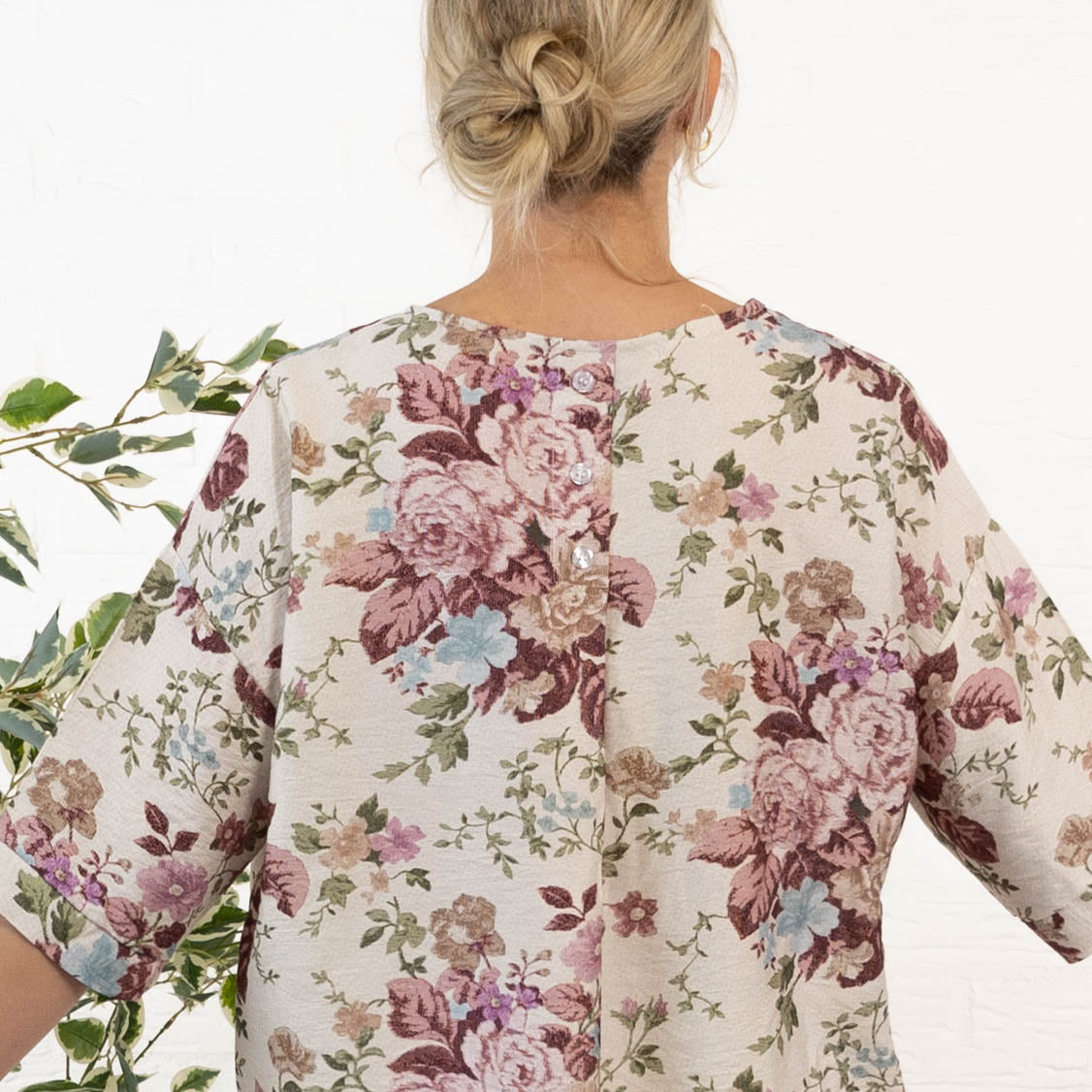 Esther overdel, Rosa