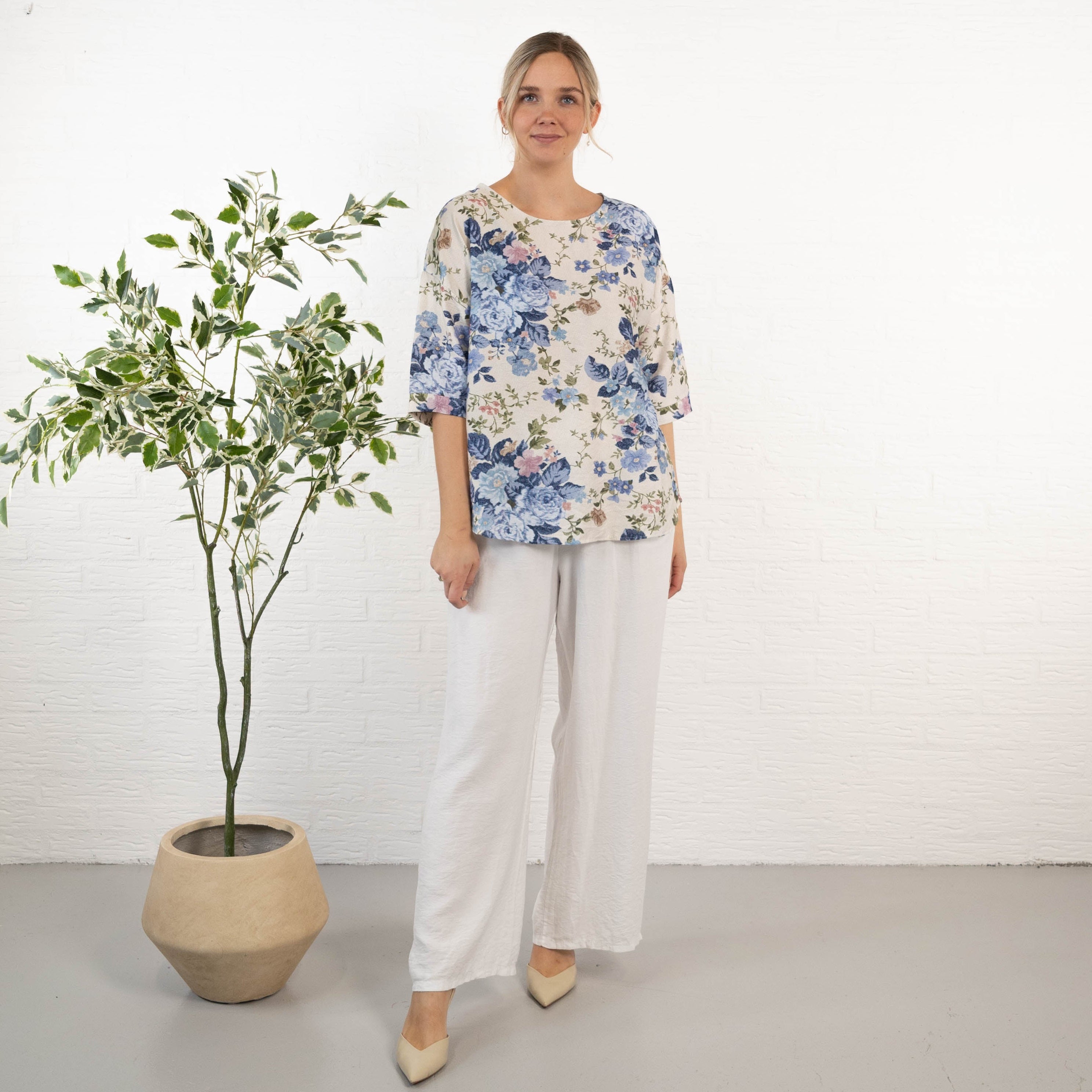 Esther overdel, Lyseblå