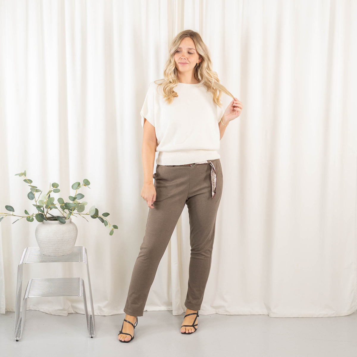Vanessa bukser, Taupe