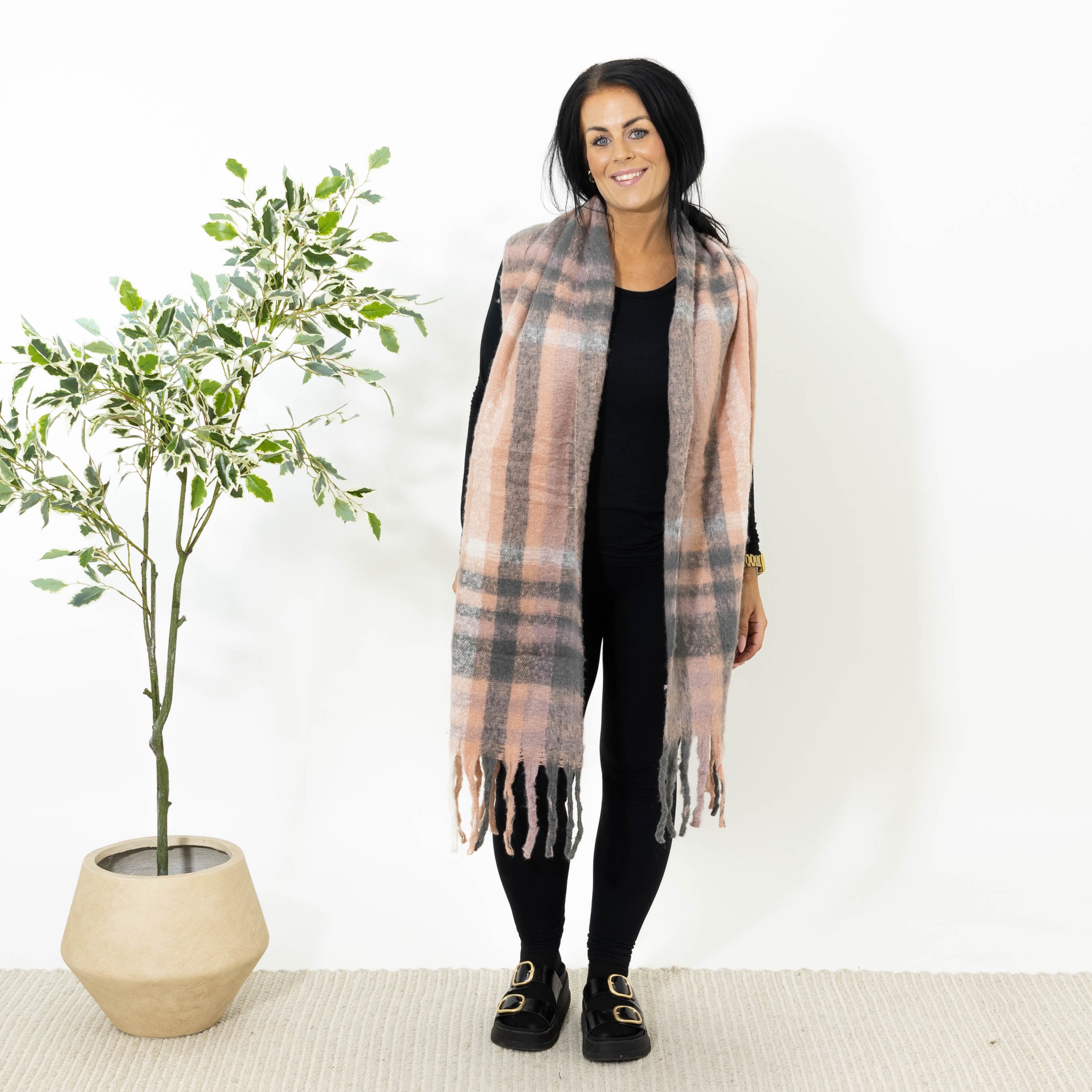 Lonnie tørklæde, Rosa