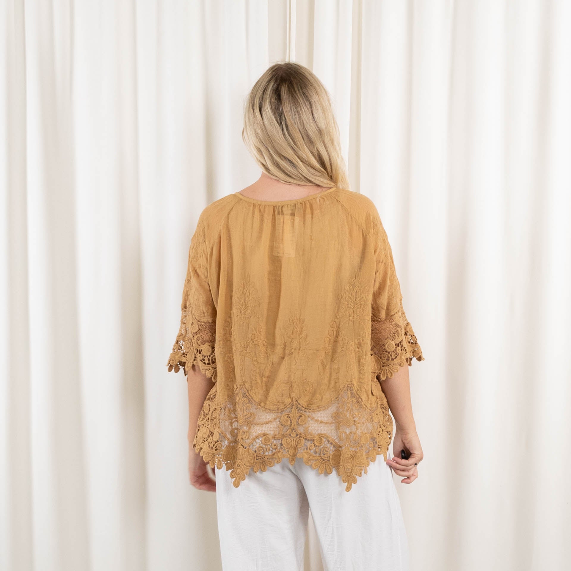Gillian overdel, Camel
