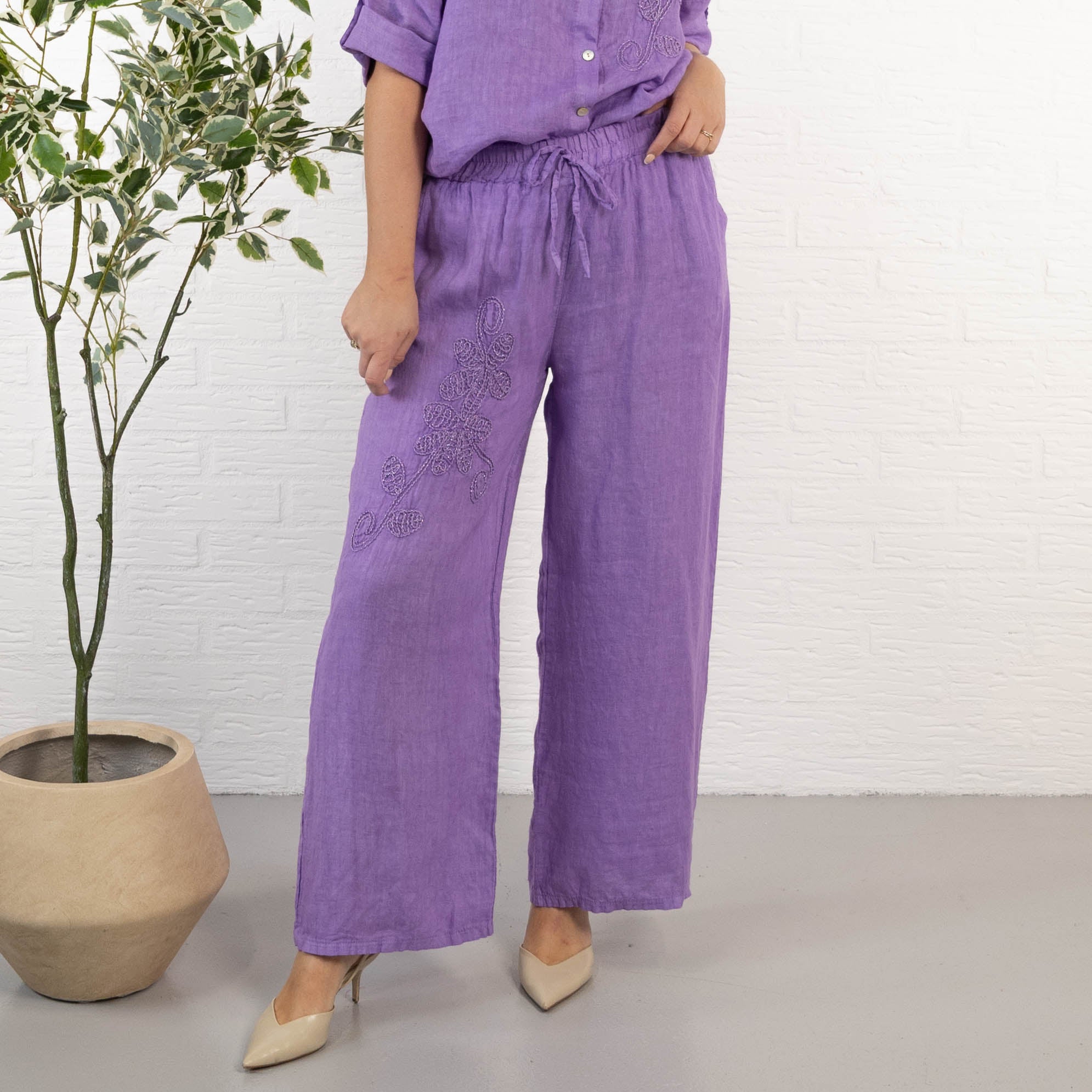 Beatrice bukser, Lilla