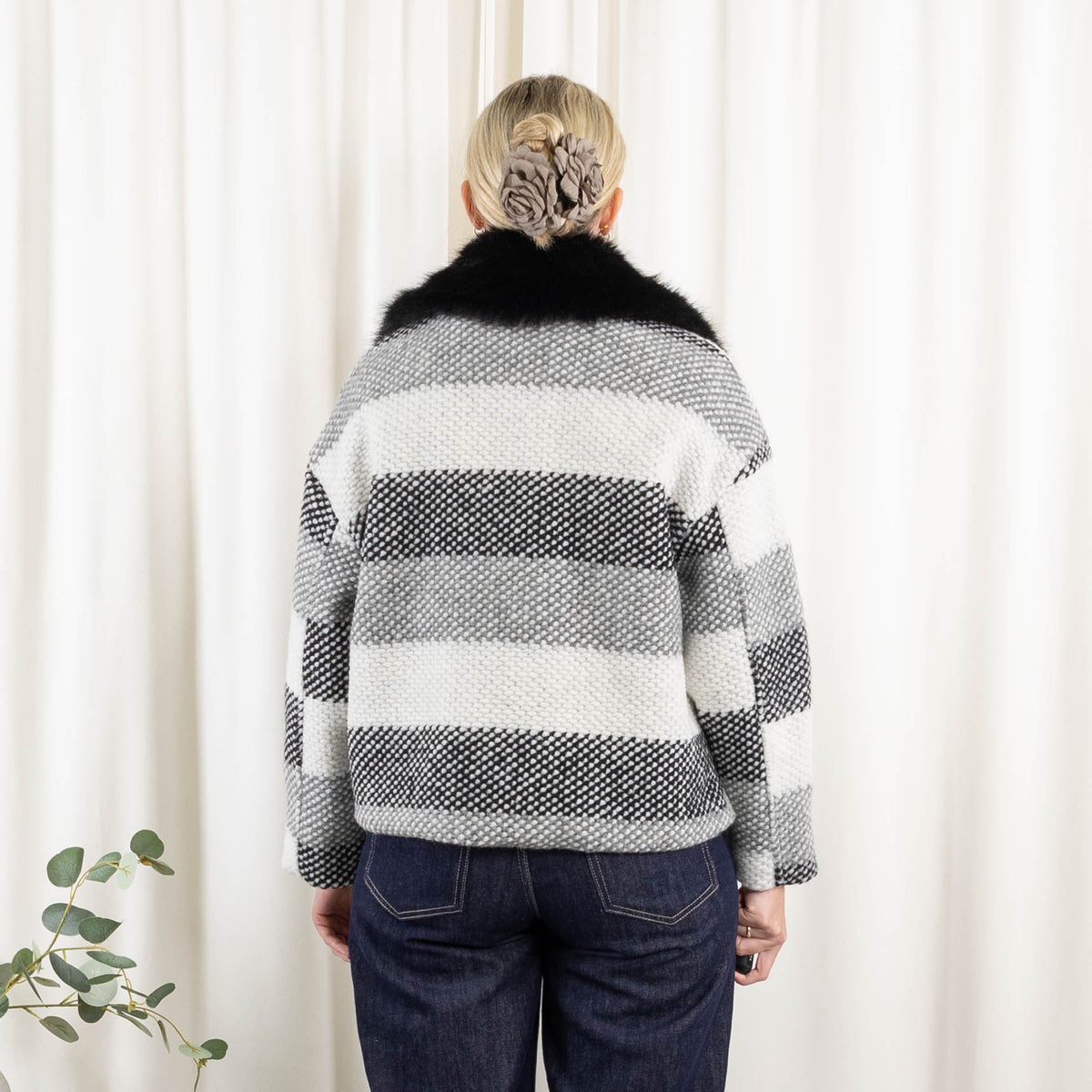 Elena jakke, Sort