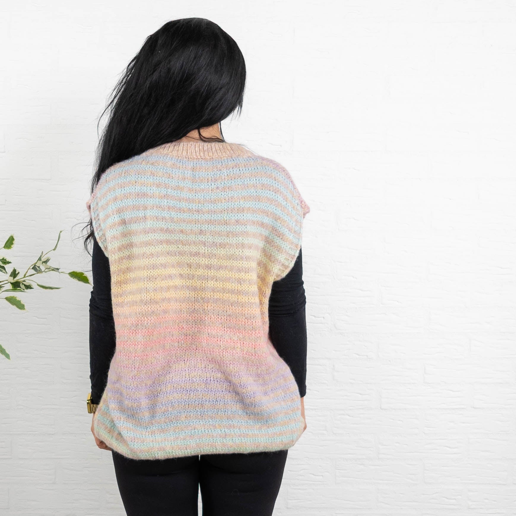 Grace strikvest, Rosa