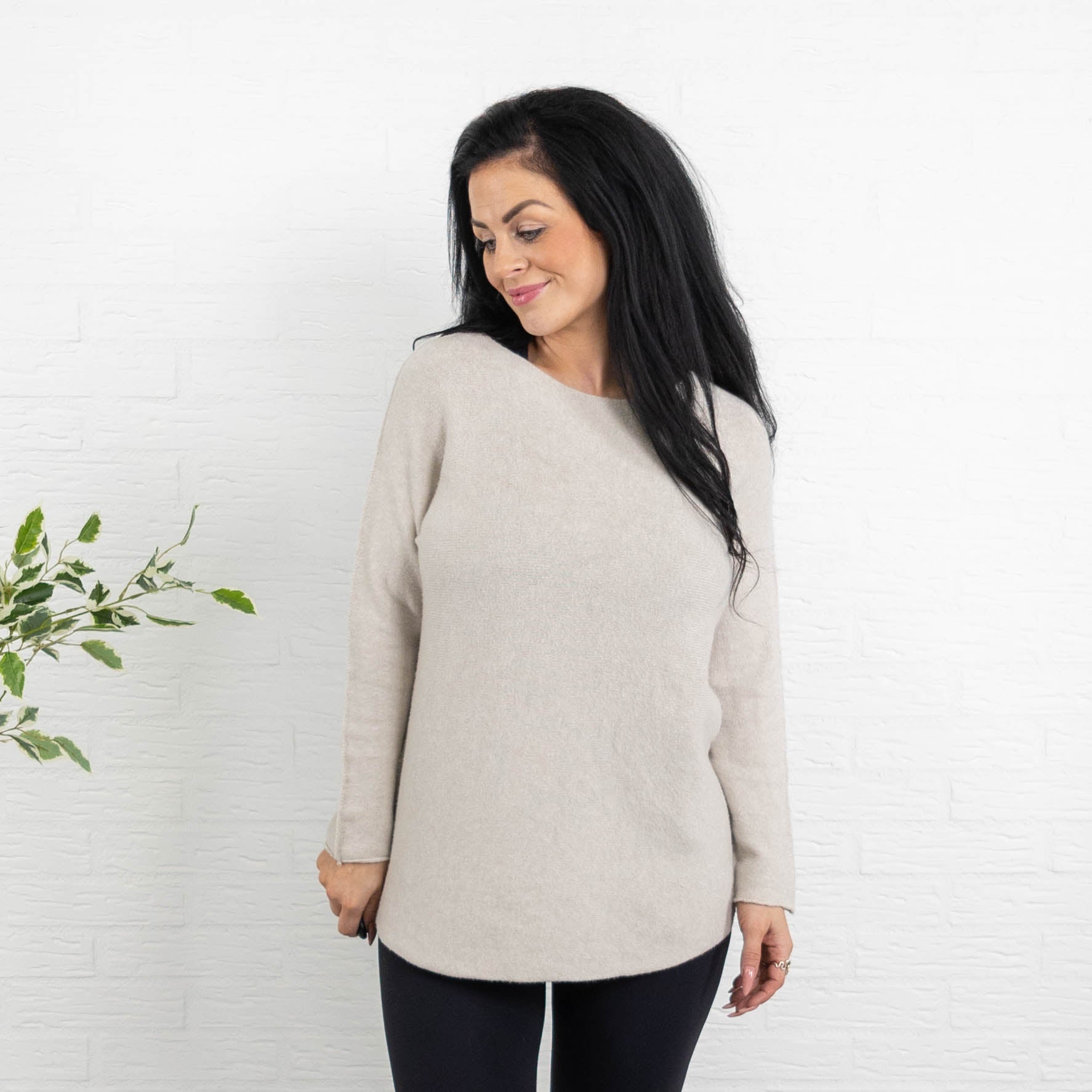 Klara rundhals strik, Beige