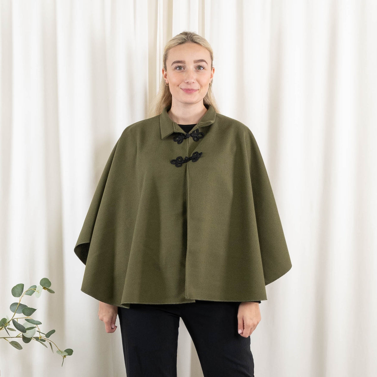 Madison poncho, Miligrøn