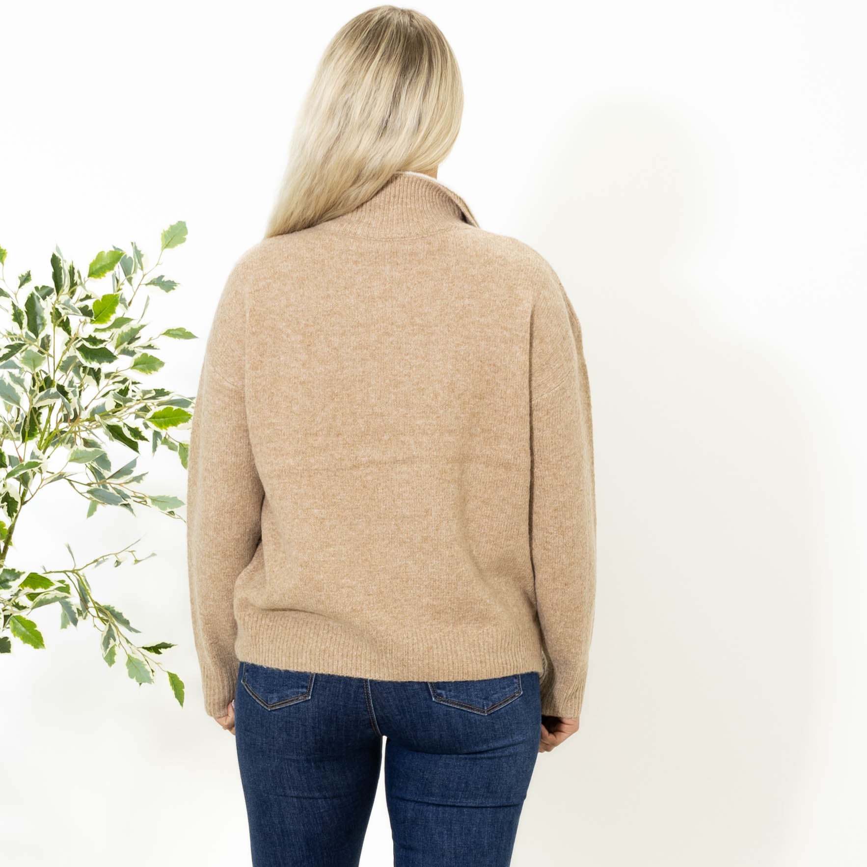 Henny lynlås strik, Camel