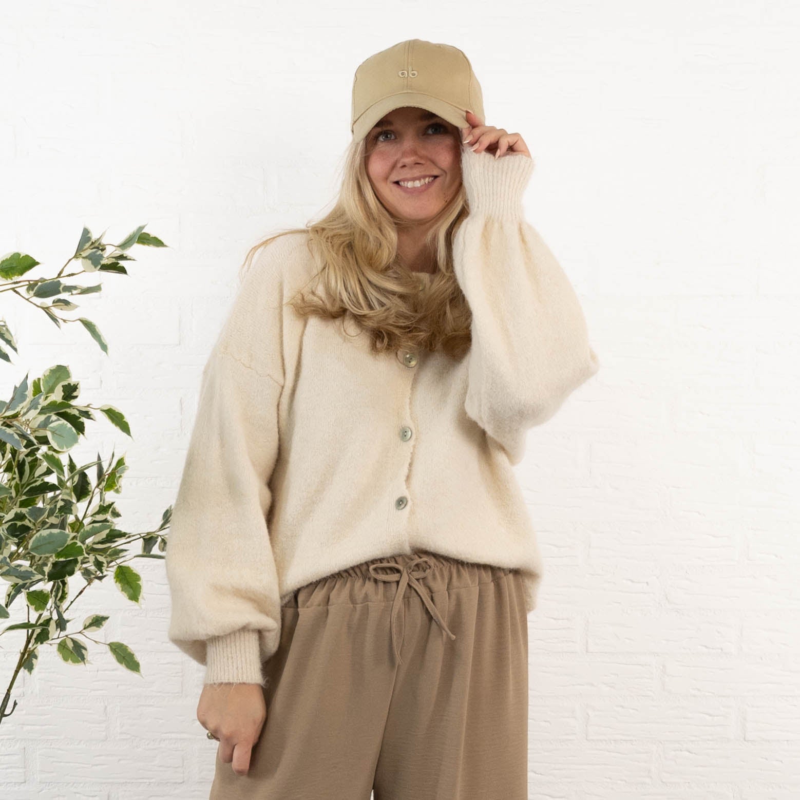 Nera cap, Beige