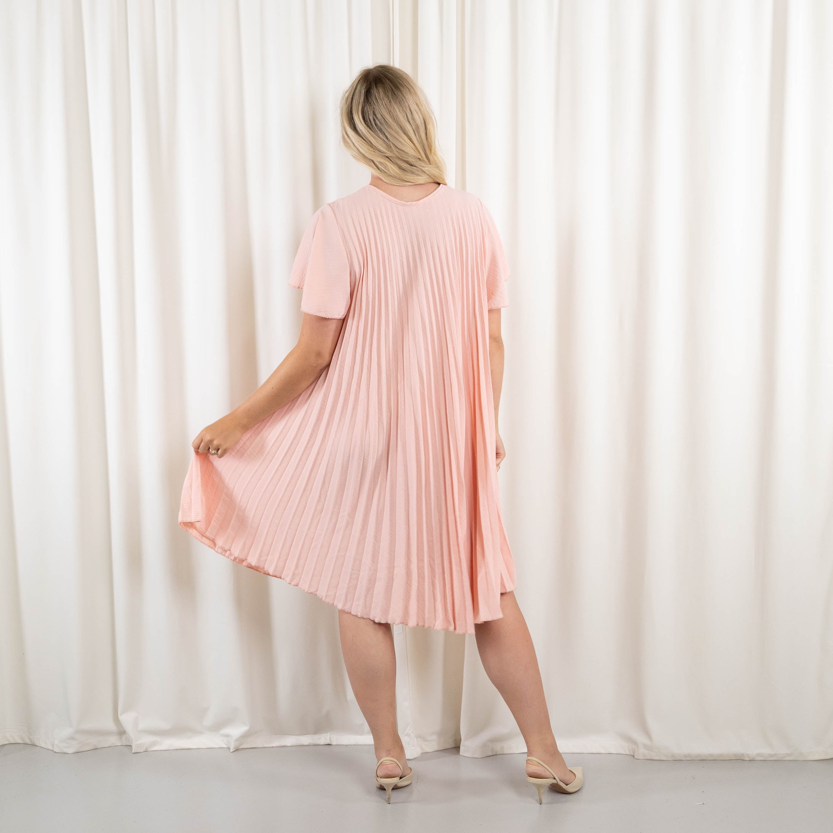 Pernille kjole, Lyserød