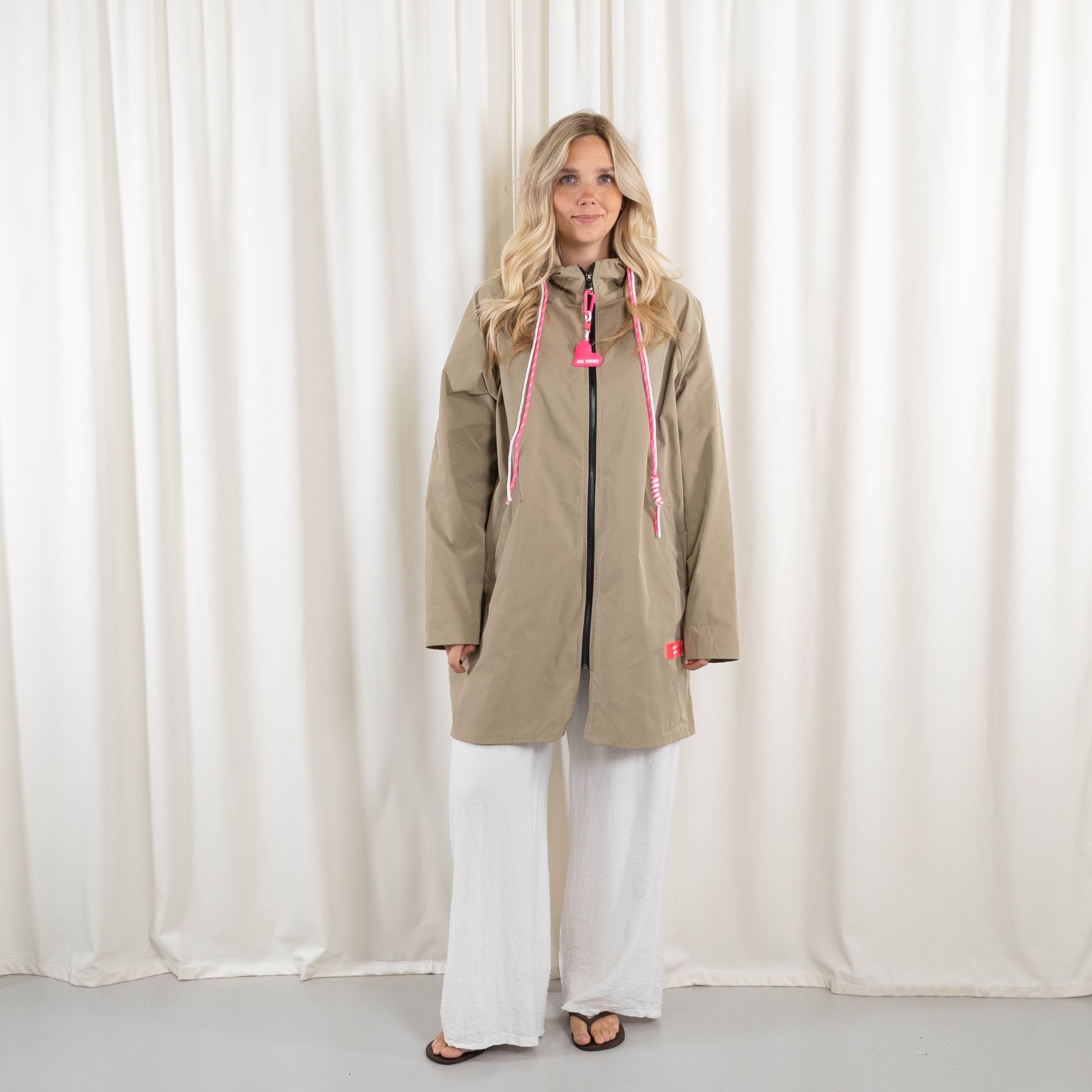 Always jakke, Taupe