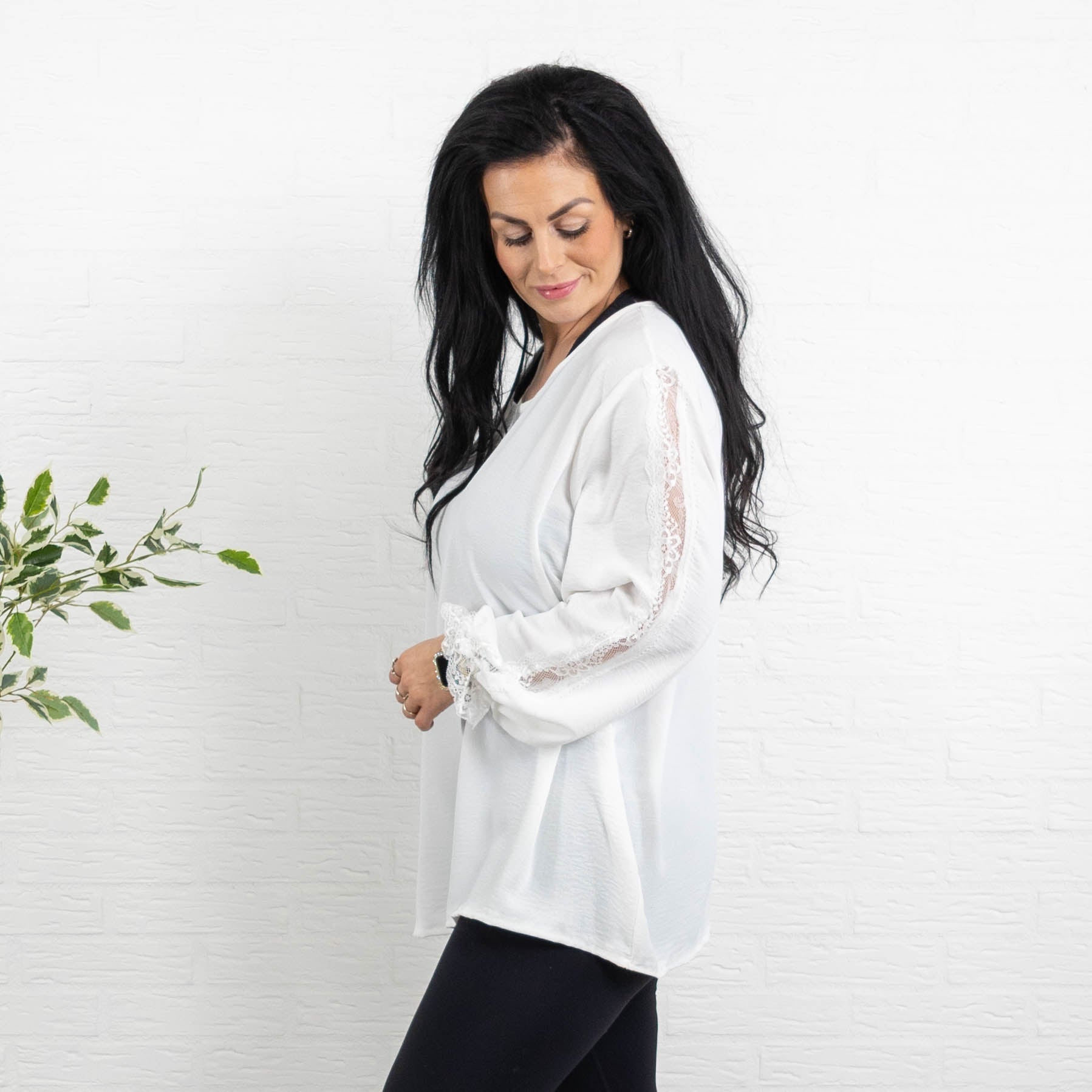 Tiffany overdel, Hvid