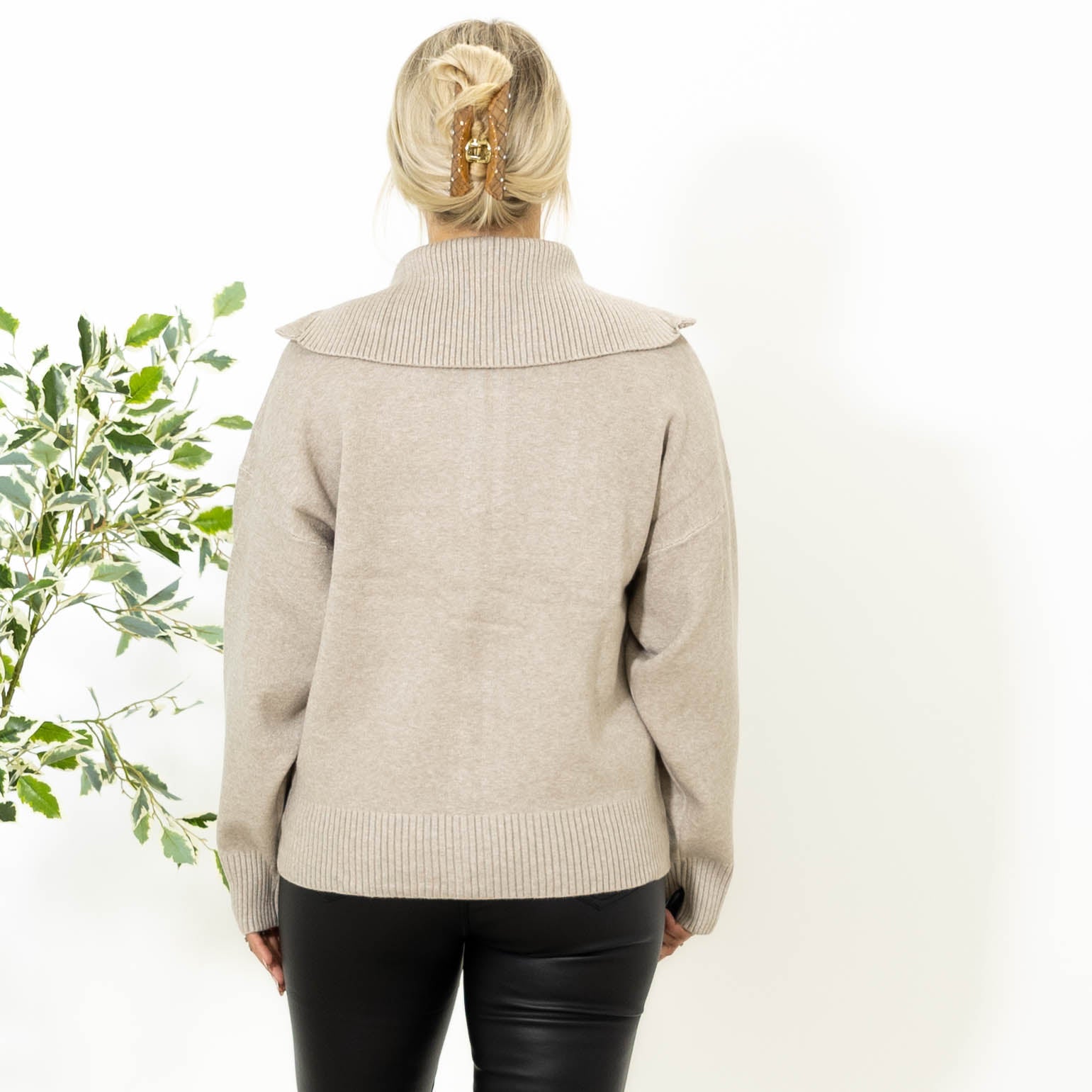 Oda strik cardigan, Beige