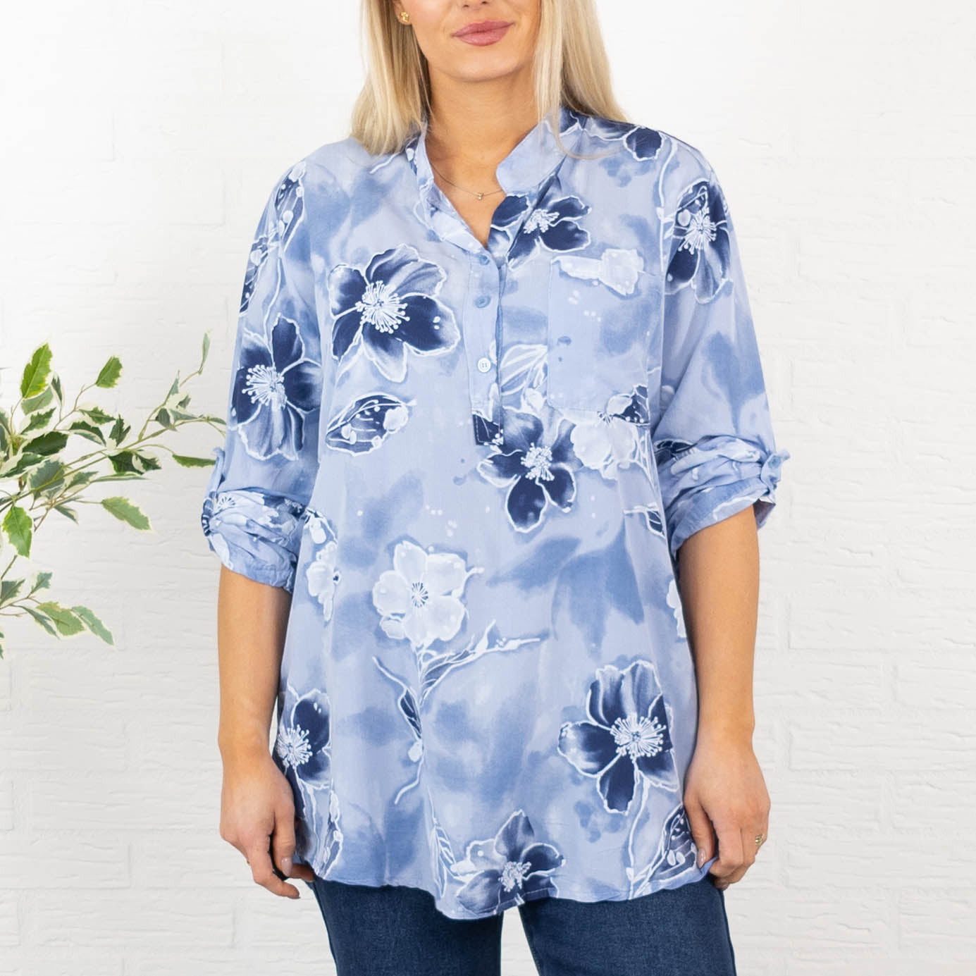 Aisa overdel, Lyseblå