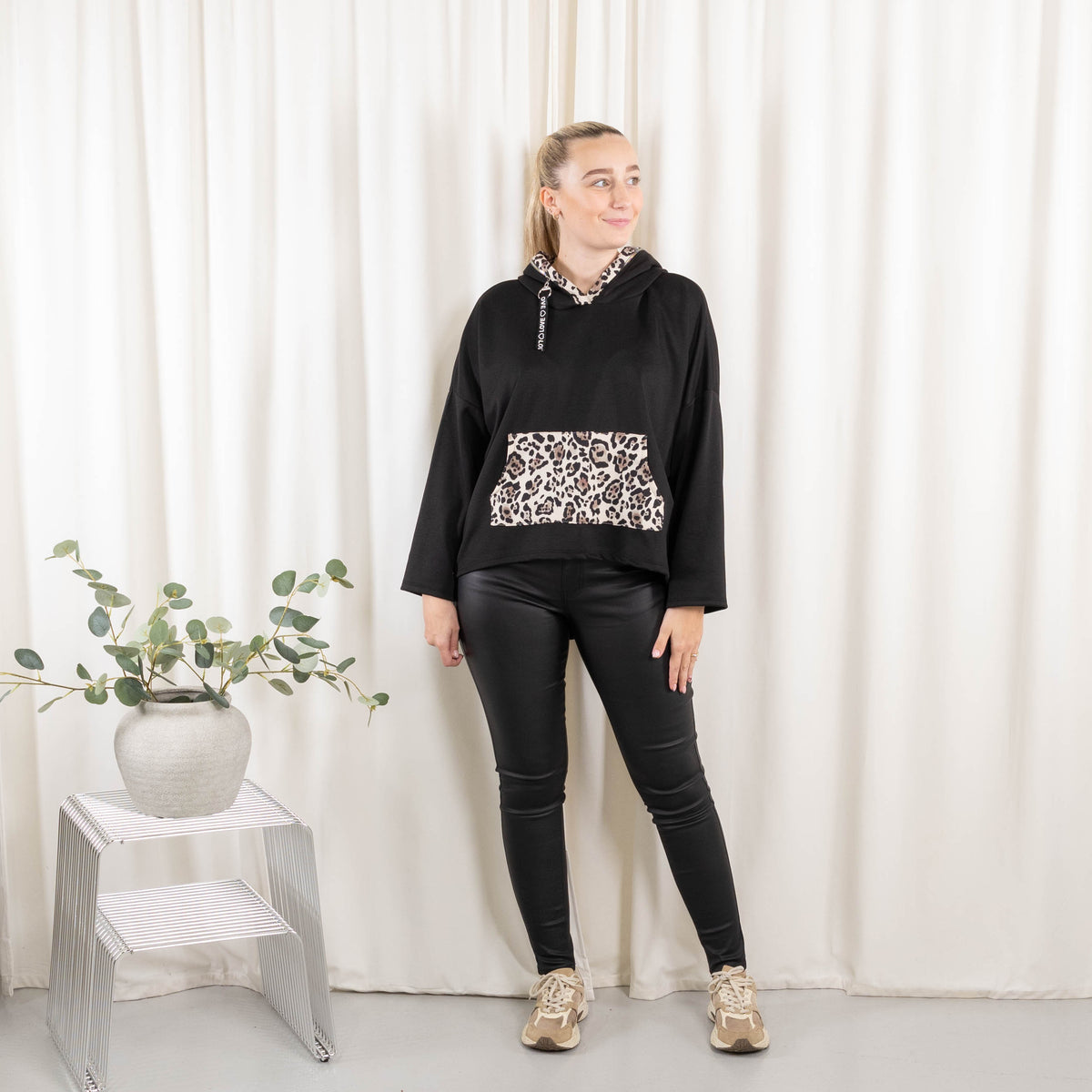 Skylar sweatshirt, Sort