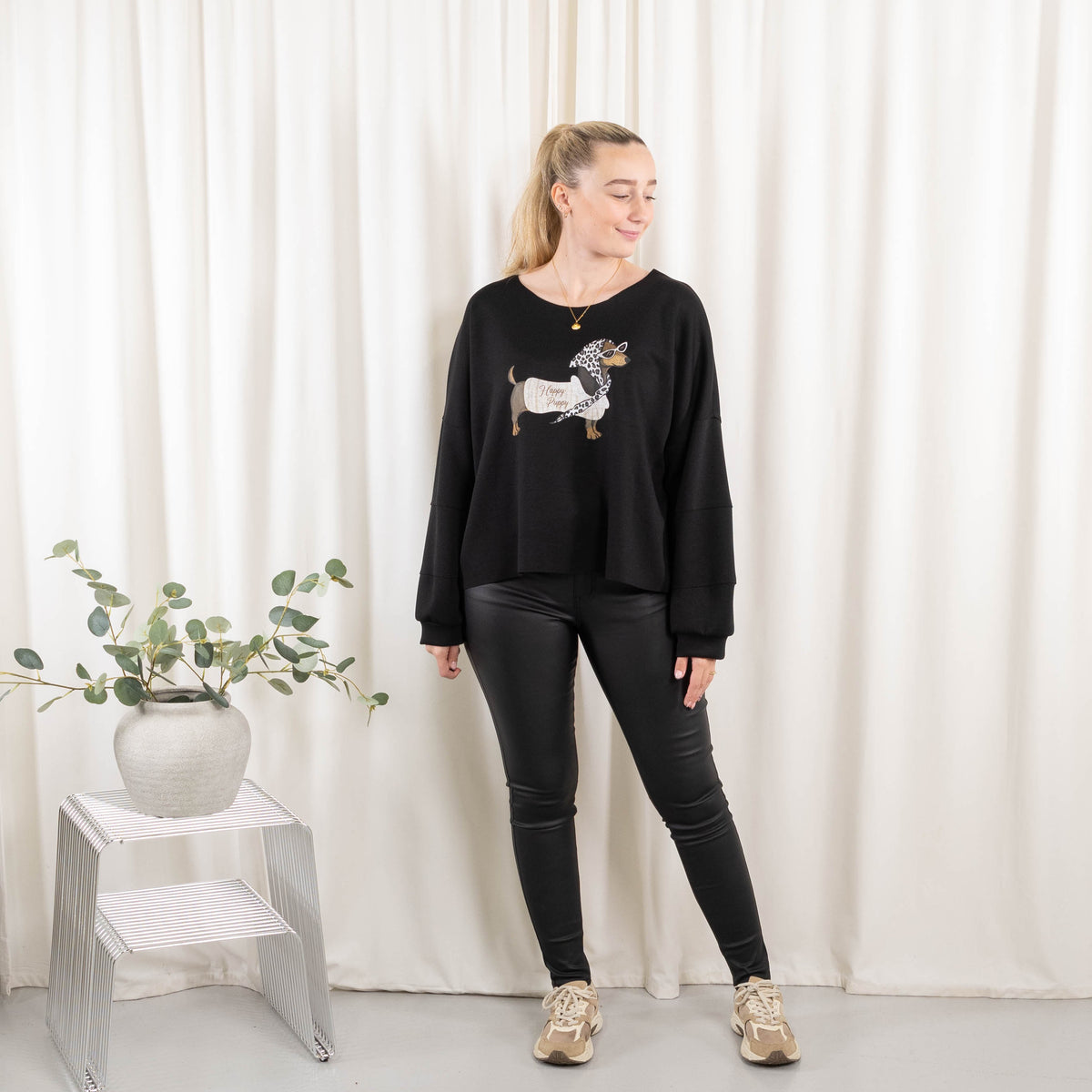 Puk sweatshirt, Sort
