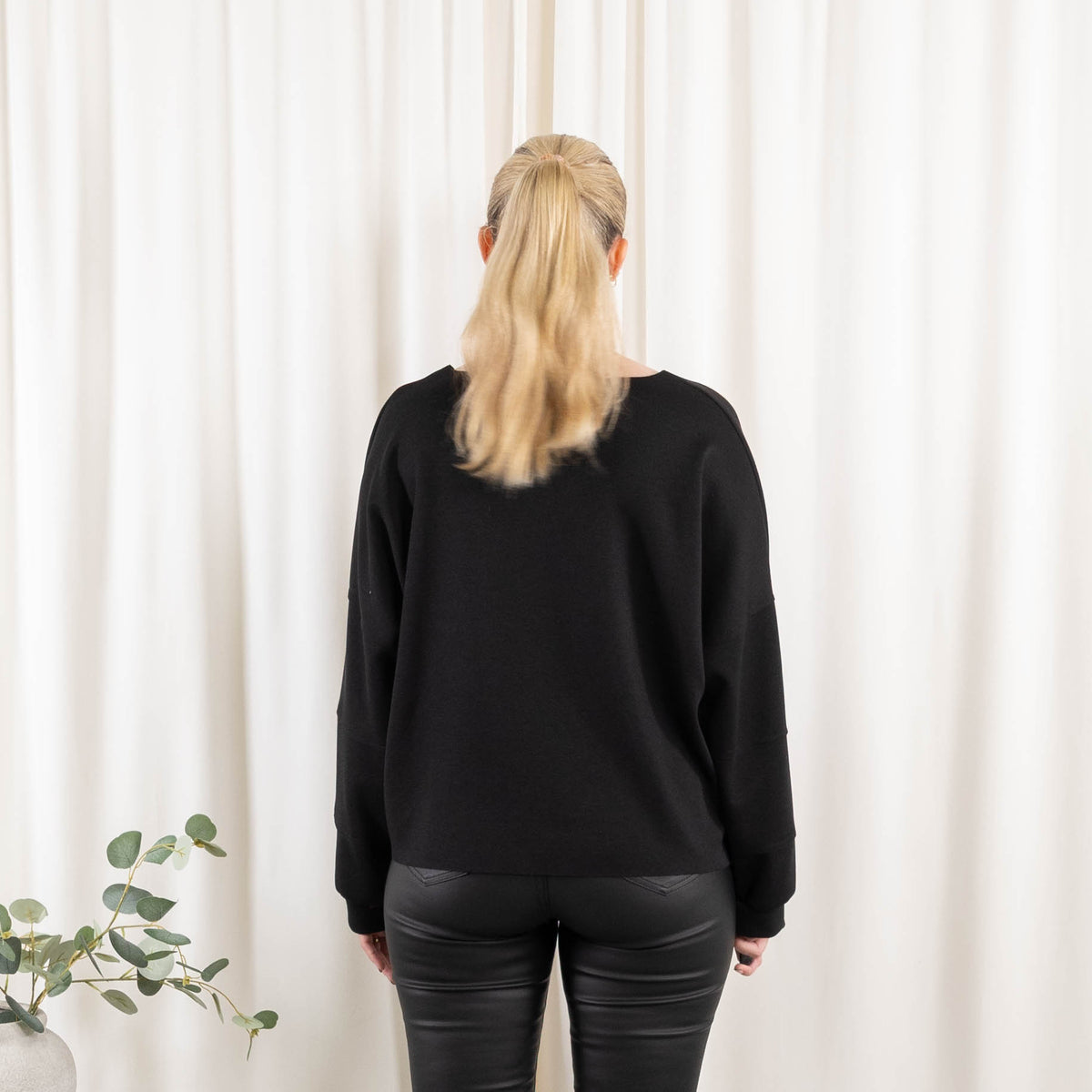 Puk sweatshirt, Sort