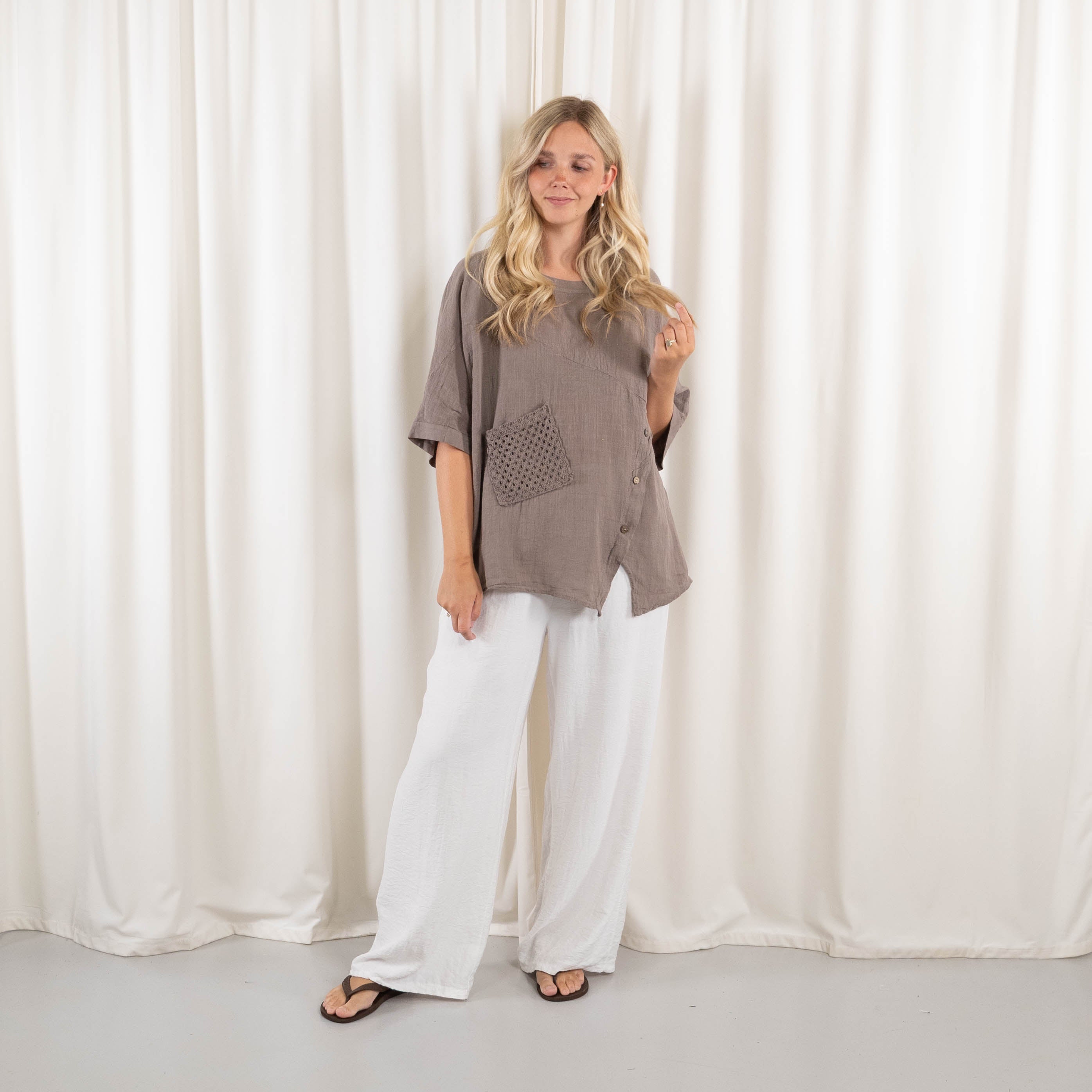 Helene overdel, Taupe